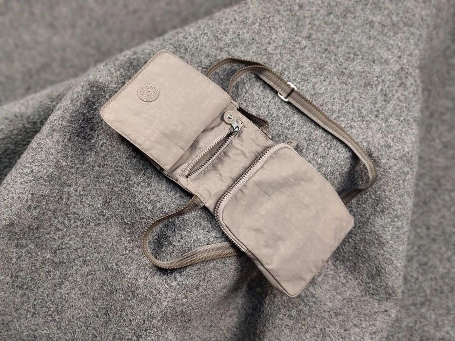 Other Vintage 90's Kipling Make Happy Small Japanese gray Bag Size ONE SIZE - 5 Thumbnail