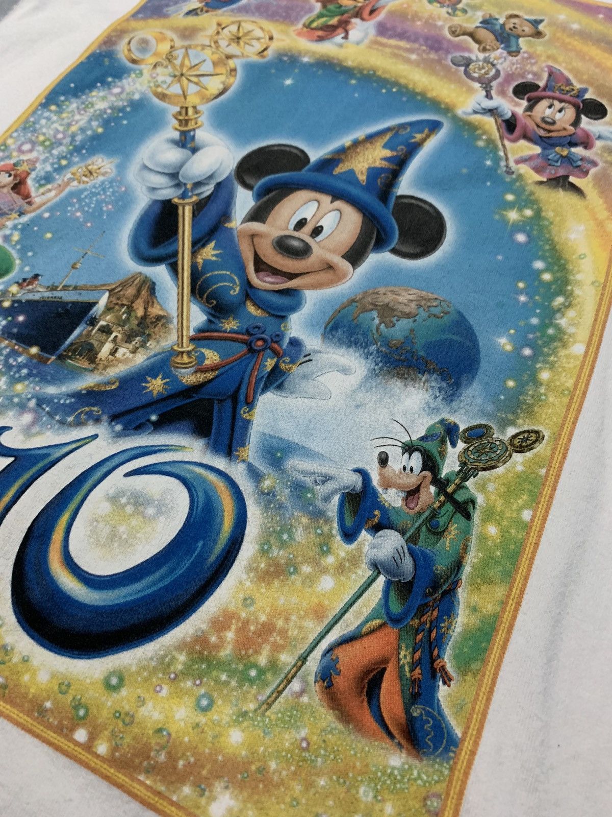 Disney Vintage Disney Resort Mickey Mouse Magic Wizards Tshirt Size US M / EU 48-50 / 2 - 2 Thumbnail