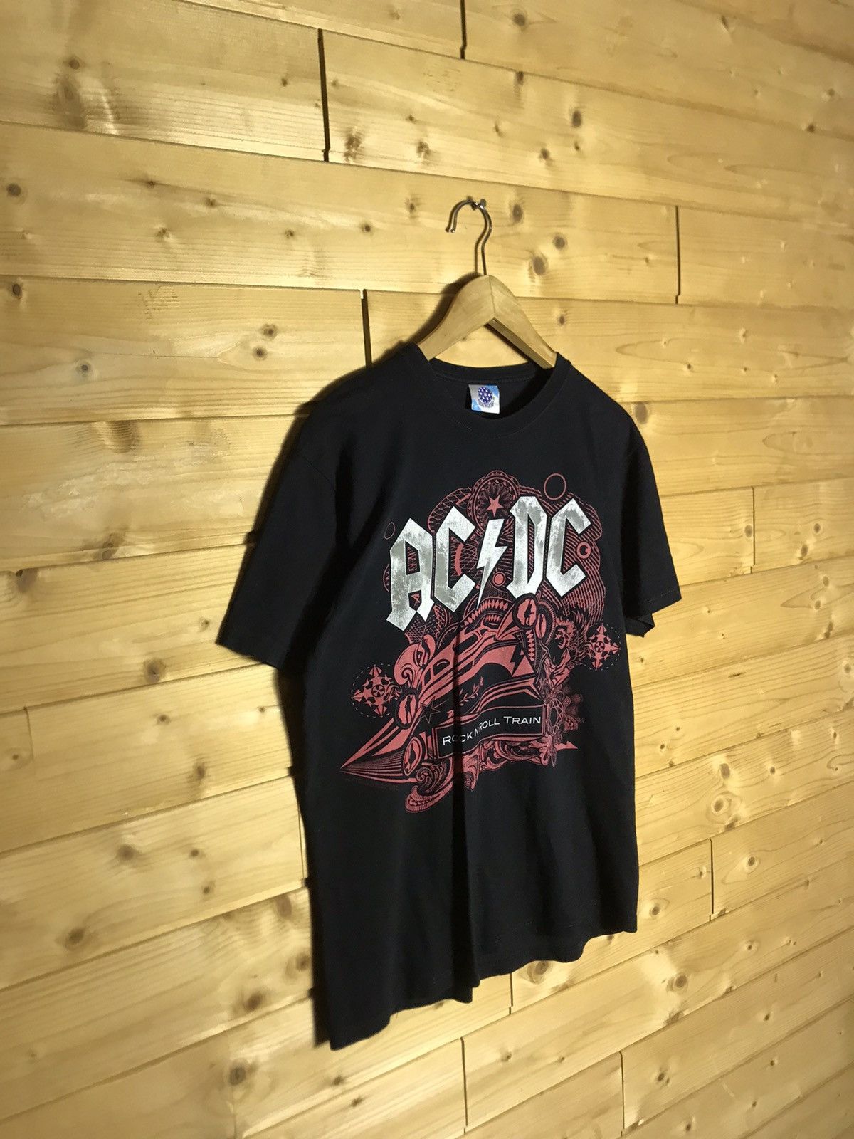 Vintage AC/DC 2009 tour t-shirt Size US M / EU 48-50 / 2 - 1 Thumbnail