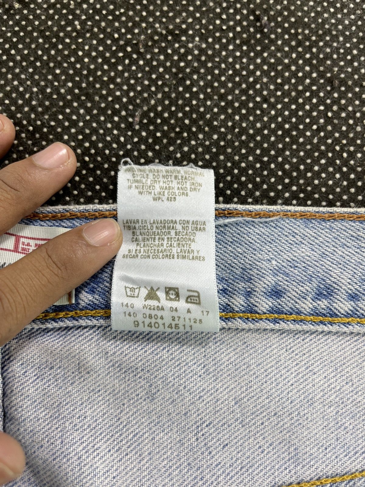 Levi's Vintage Levis Signature Light Wash Jeans - J123 Size US 37 - 7 Thumbnail
