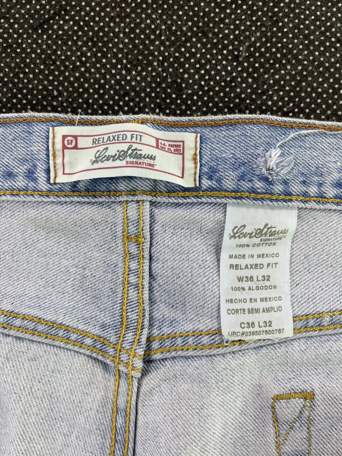 Levi's Vintage Levis Signature Light Wash Jeans - J123 Size US 37 - 6 Thumbnail