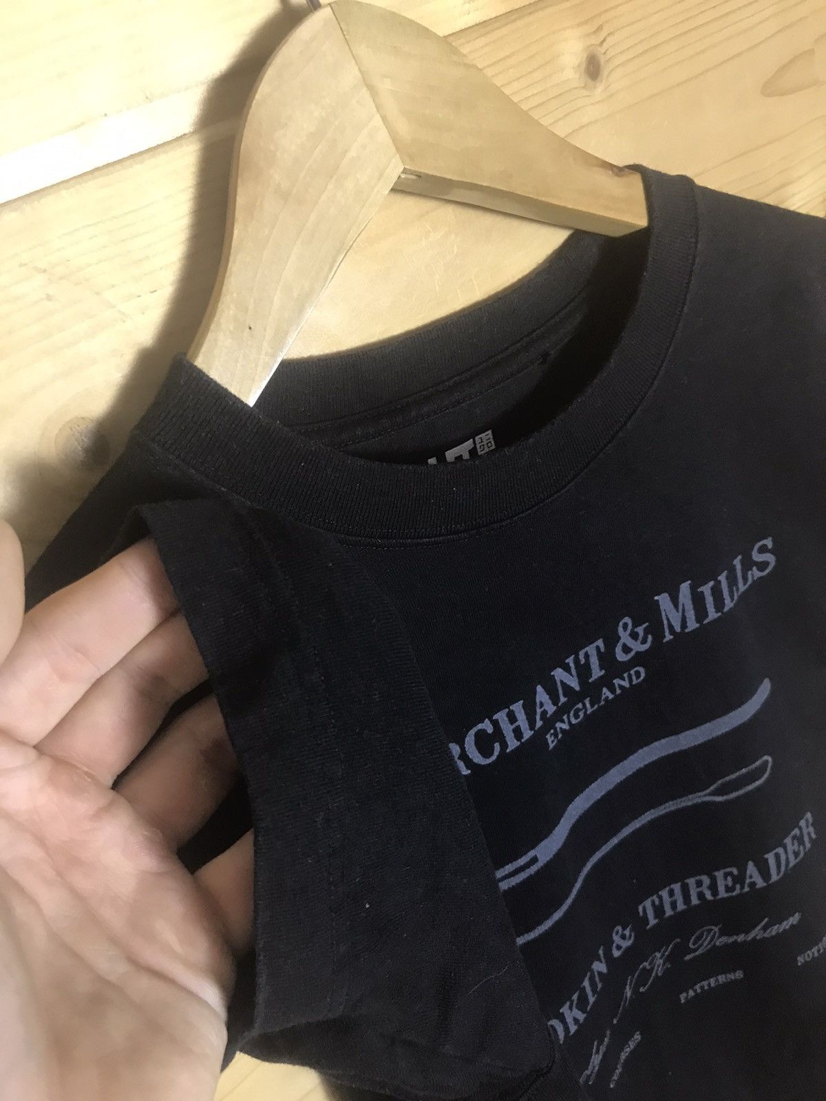 Uniqlo Uniqlo X Merchant Mills graphics t-shirt Size US S / EU 44-46 / 1 - 3 Thumbnail