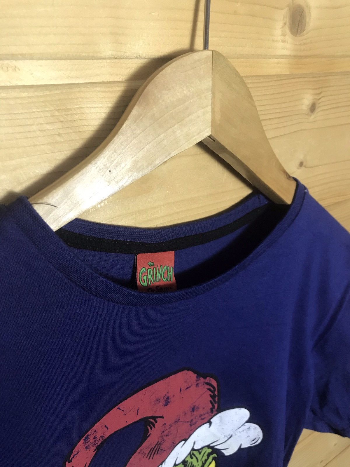 Cartoon Network 2019 Grinch by Dr Seuss t-shirt Size US S / EU 44-46 / 1 - 5 Thumbnail
