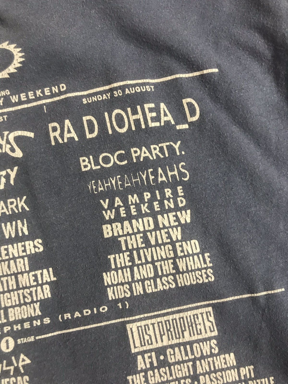 Band Tees 2009 Reading festival t-shirt Size US M / EU 48-50 / 2 - 9 Thumbnail