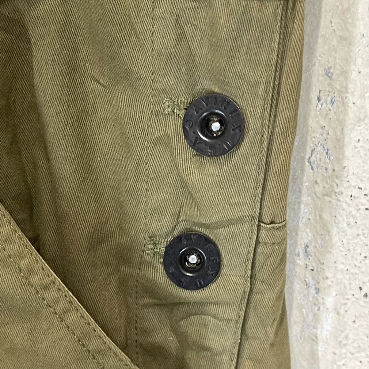 Avirex RARE💥🔥AVIREX NAVAL AIRCREW MAN COVERALL RAPPERS HIP HOP Size US 32 / EU 48 - 17 Thumbnail