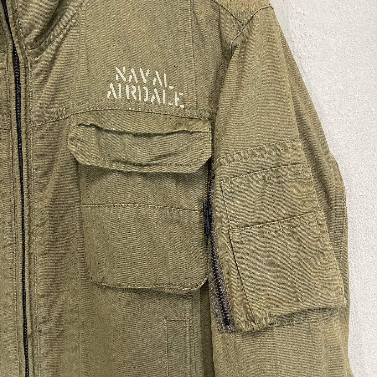 Avirex RARE💥🔥AVIREX NAVAL AIRCREW MAN COVERALL RAPPERS HIP HOP Size US 32 / EU 48 - 13 Thumbnail