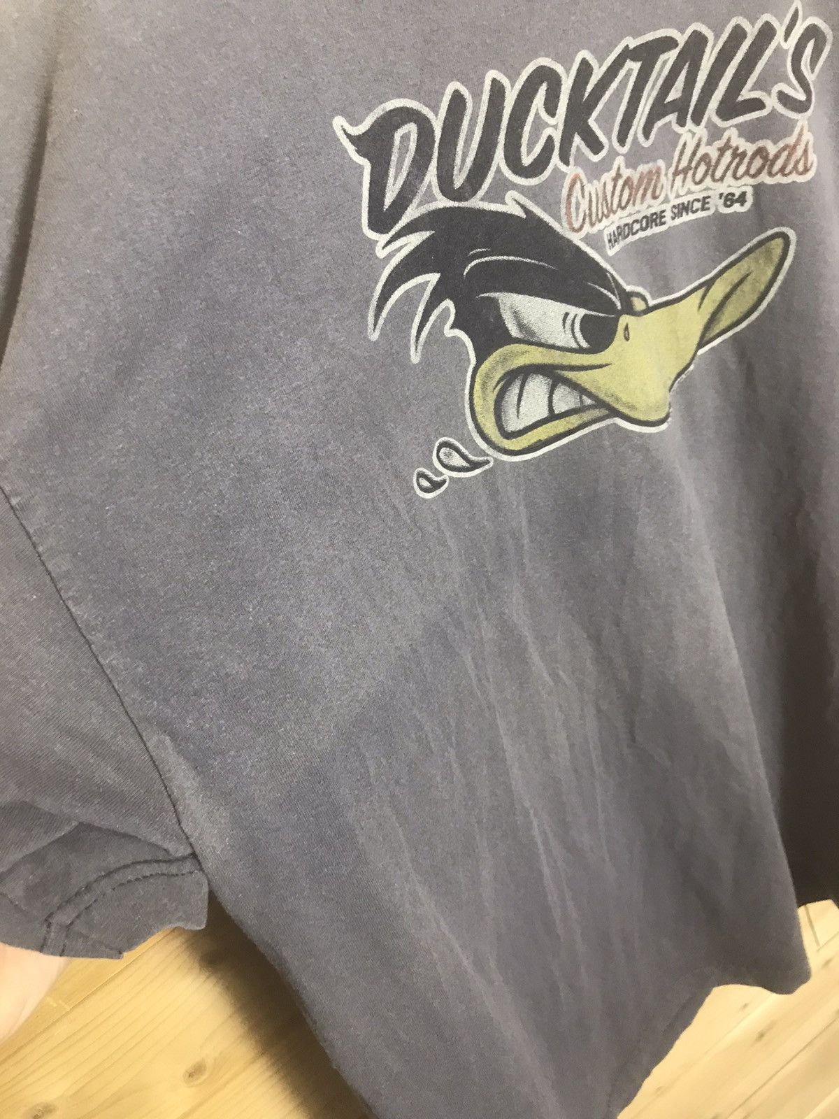Cartoon Network 2004 Vintage Warner Bros Looney Tunes Daffy Duck t-shirt Size US XL / EU 56 / 4 - 6 Thumbnail