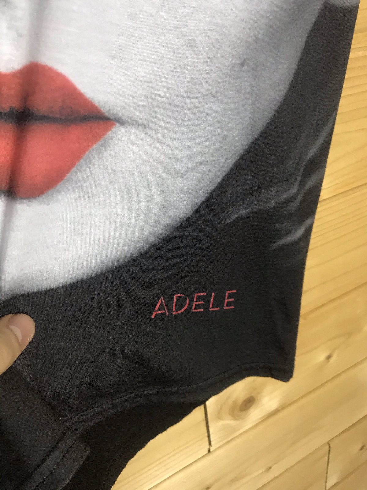 Band Tees Adele t-shirt Size US S / EU 44-46 / 1 - 3 Thumbnail
