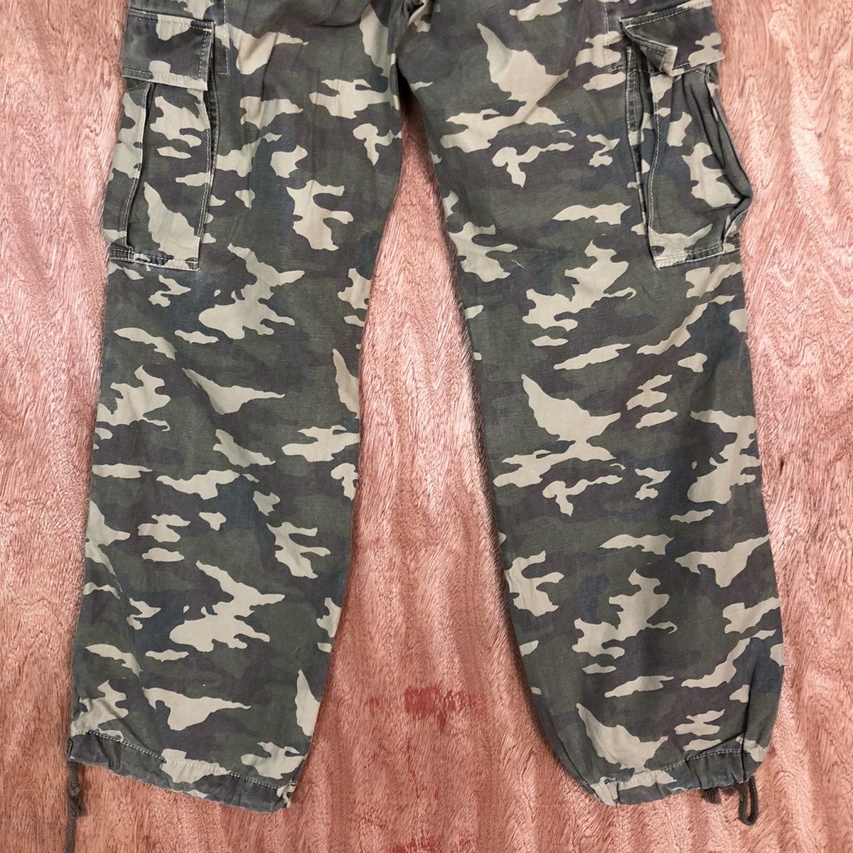 Uniqlo DLL Uniqlo camo Military utility Green Cargo Pants #1749 Size US 30 / EU 46 - 10 Thumbnail