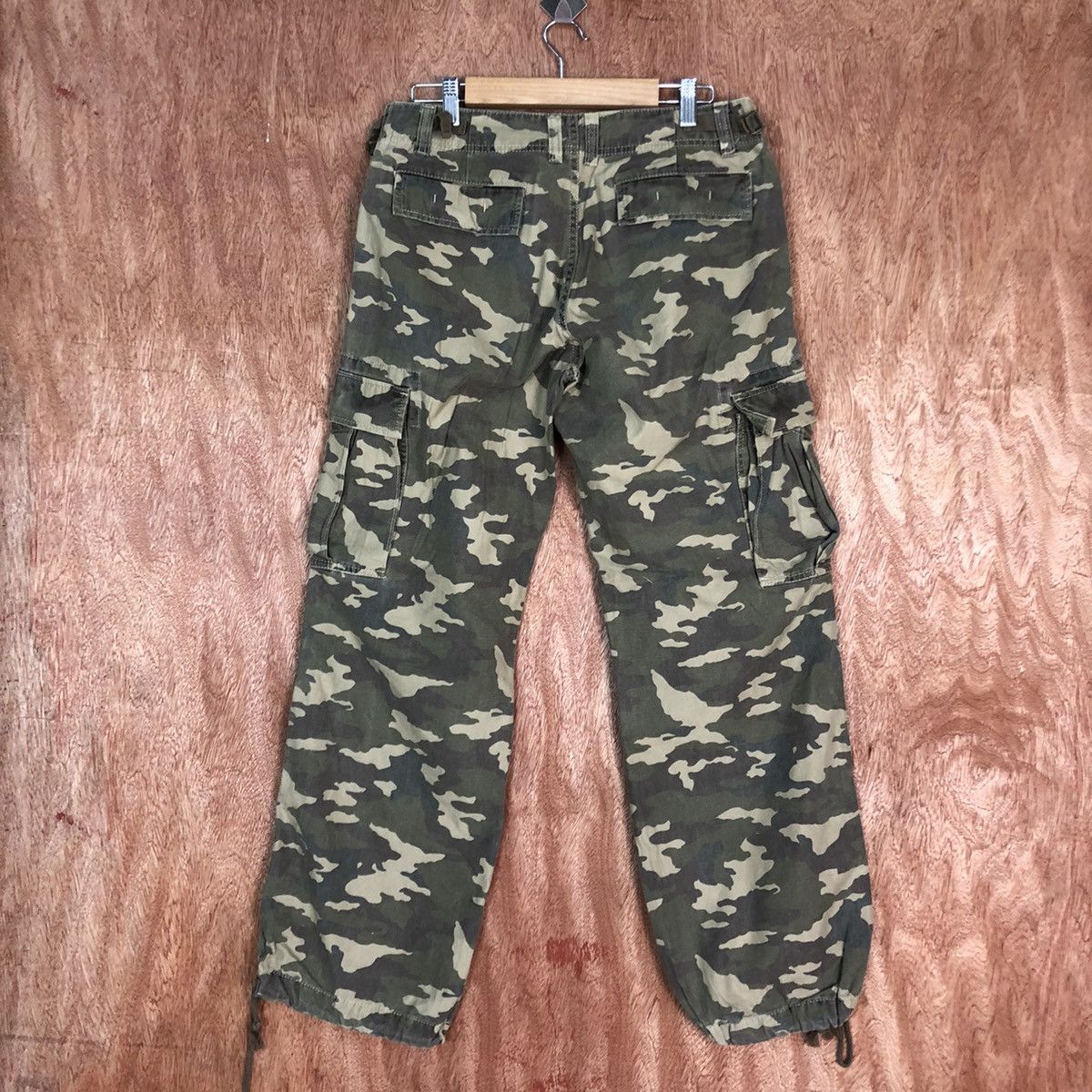 Uniqlo DLL Uniqlo camo Military utility Green Cargo Pants #1749 Size US 30 / EU 46 - 8 Thumbnail
