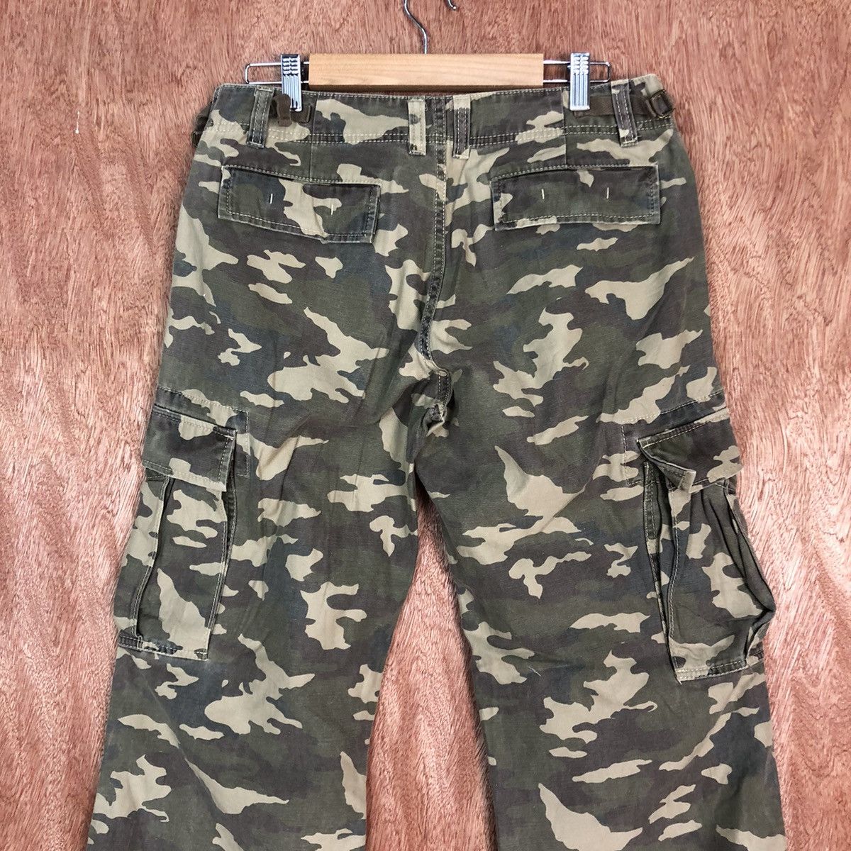 Uniqlo DLL Uniqlo camo Military utility Green Cargo Pants #1749 Size US 30 / EU 46 - 9 Thumbnail