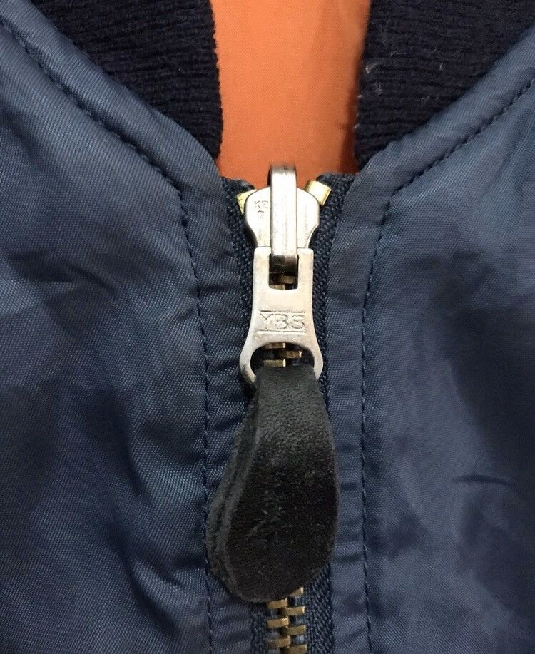 The Unbranded Brand bomber jacket Size US L / EU 52-54 / 3 - 5 Thumbnail