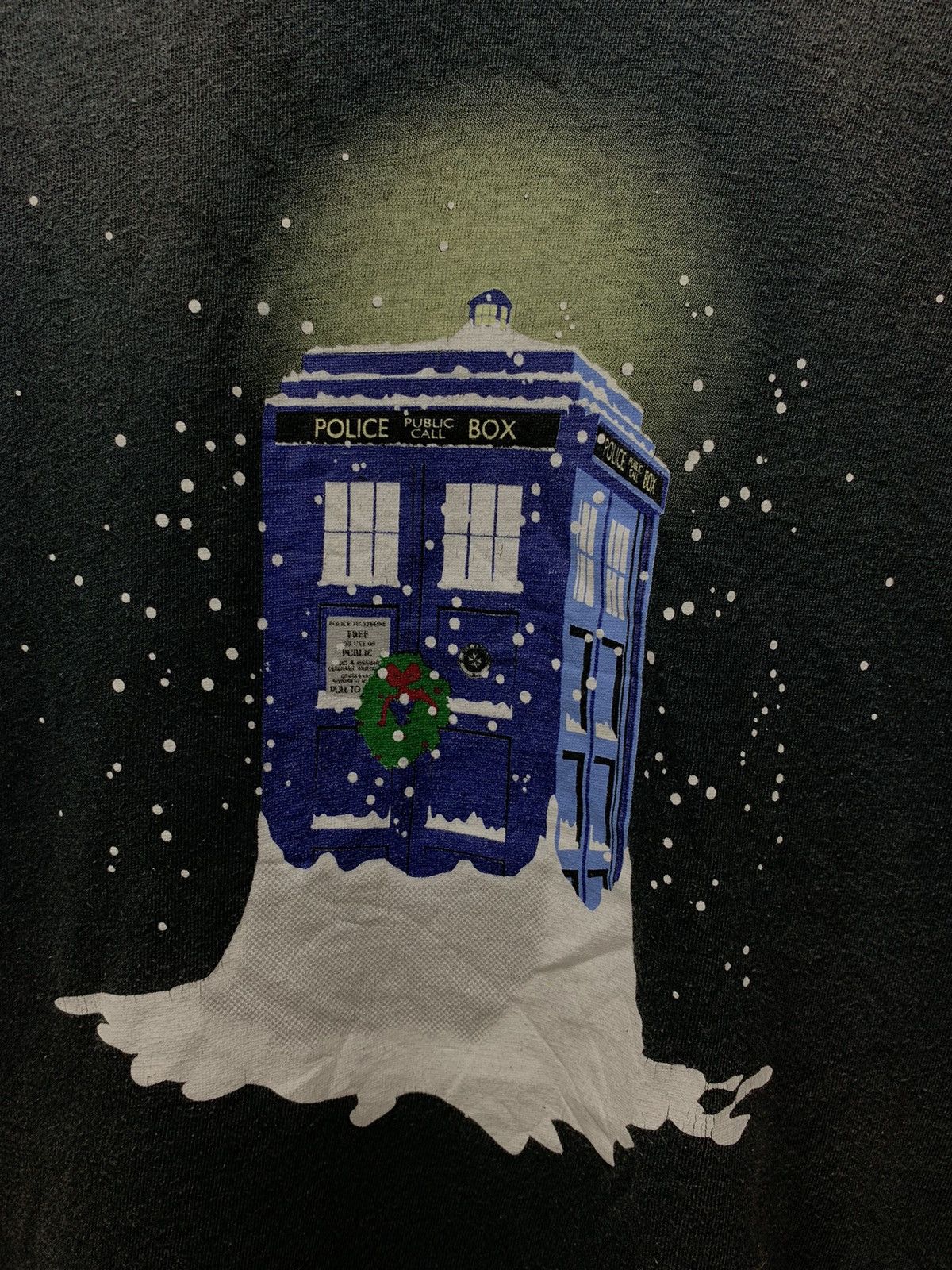 Vintage Vintage 2000s The Who Police Box Tshirt Size US M / EU 48-50 / 2 - 2 Thumbnail