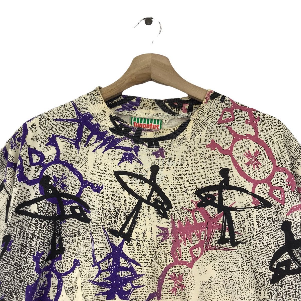 Vintage Vintage 90s JUVENTUS Over Print Surf Football Club Tshirt Size US M / EU 48-50 / 2 - 2 Thumbnail