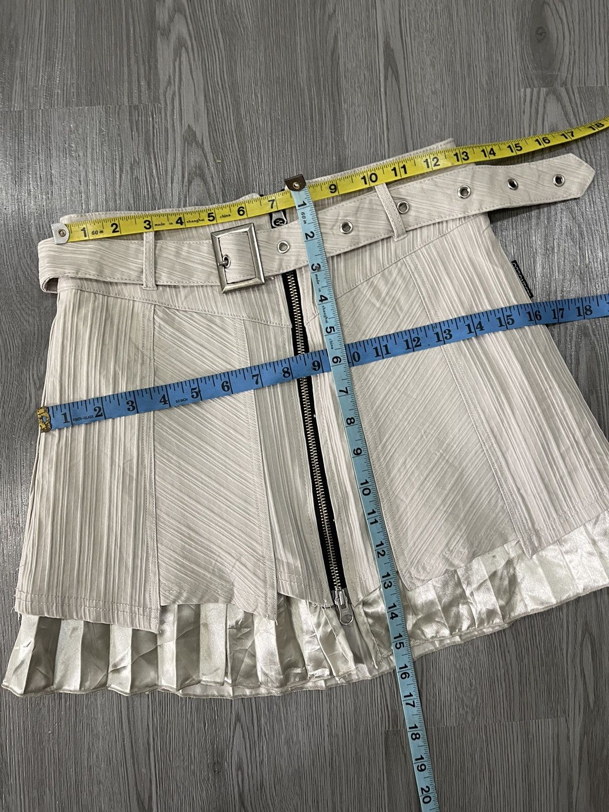 Japanese Brand × Seditionaries Odds On Japan Pleated Punker Bondage Belted Skirt Size 26" / US 2 / IT 38 - 5 Thumbnail