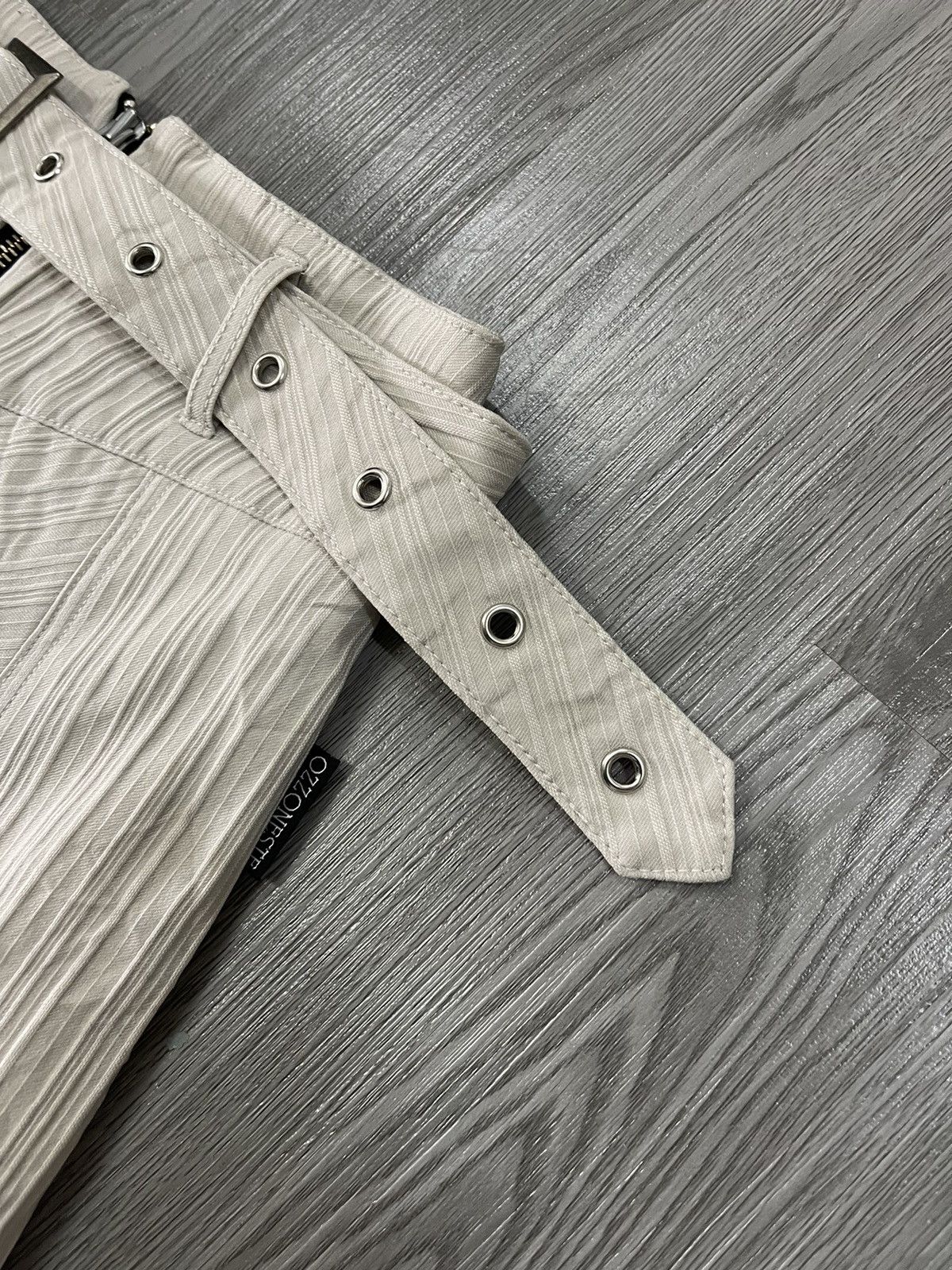 Japanese Brand × Seditionaries Odds On Japan Pleated Punker Bondage Belted Skirt Size 26" / US 2 / IT 38 - 3 Thumbnail