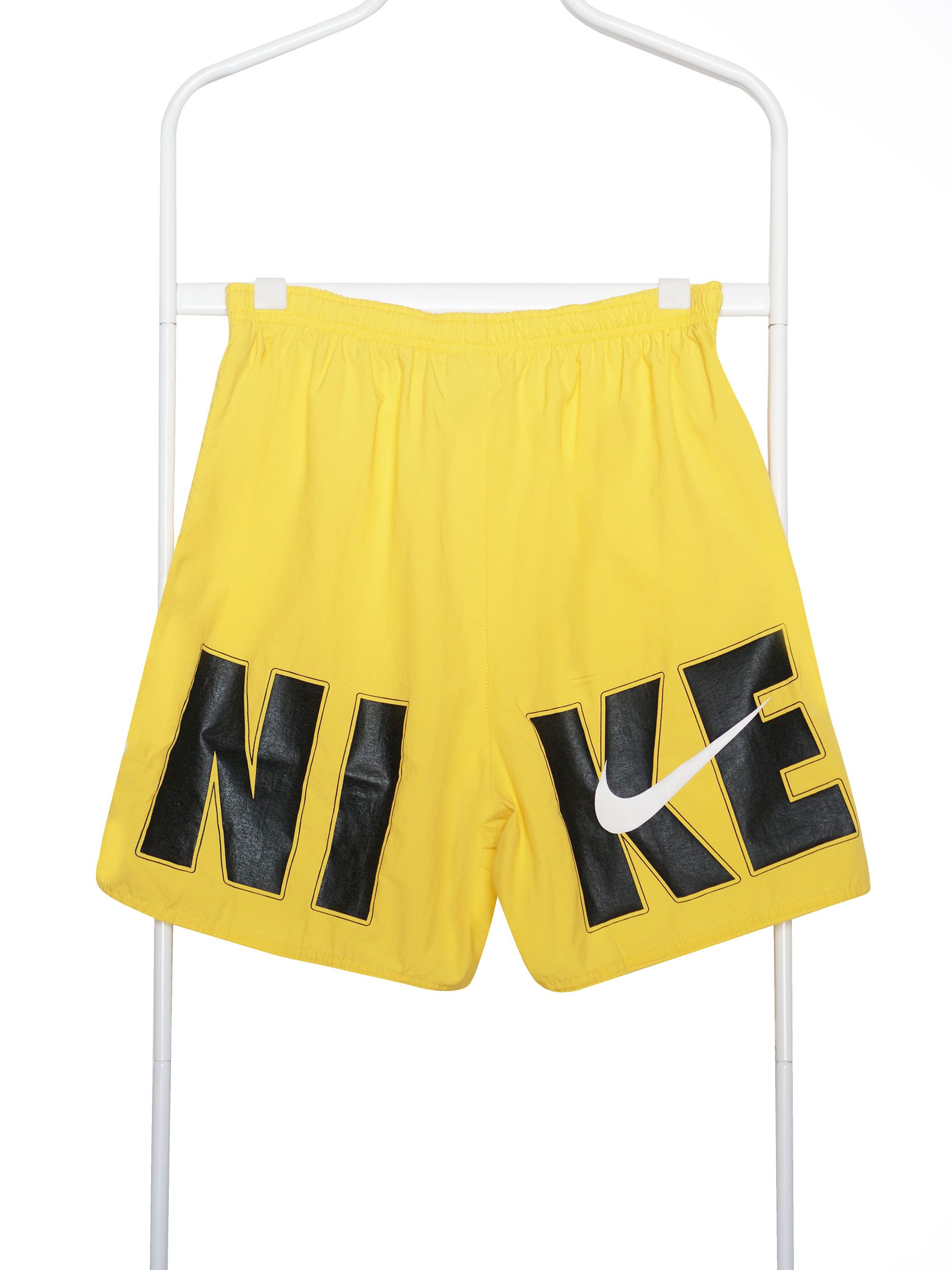 Nike Nike vintage nylon shorts Size US 30 / EU 46 - 1 Thumbnail