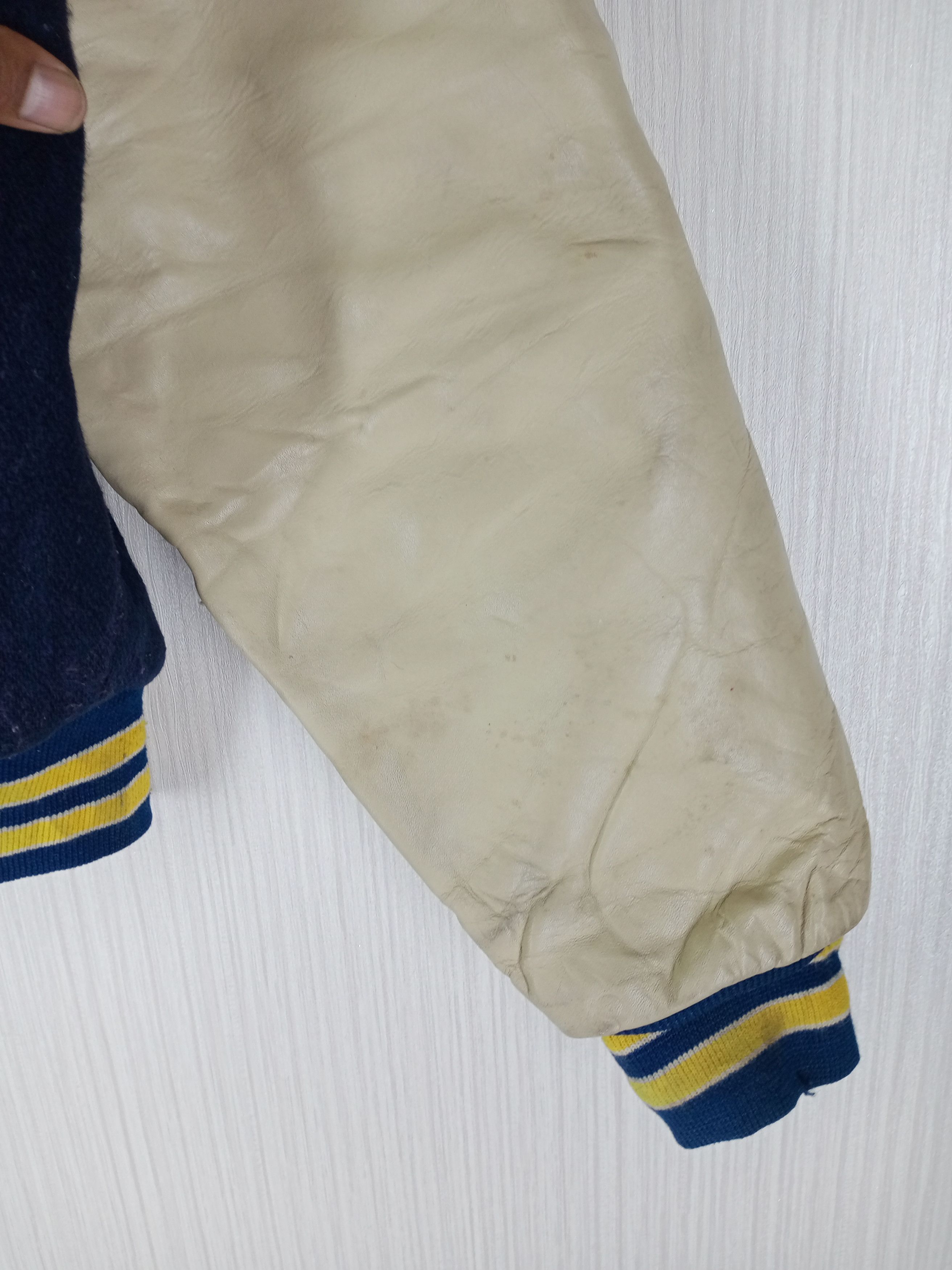 Other Vintage 80s LTHS Letterman Leather + Wool Varsity Jacket Size US L / EU 52-54 / 3 - 7 Thumbnail