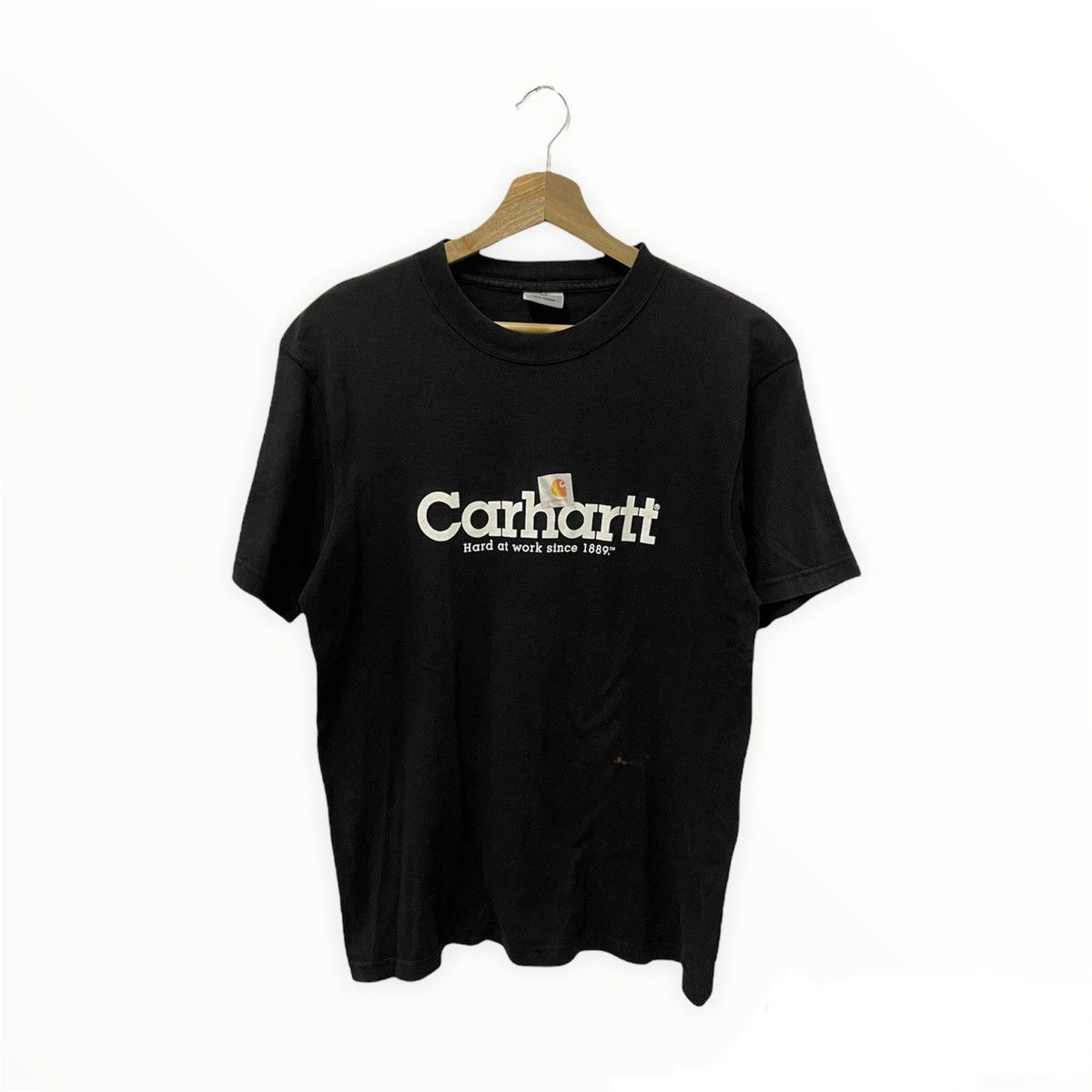 Carhartt × Japanese Brand × Vintage Vintage Carhartt Spell Out Tshirt Size US M / EU 48-50 / 2 - 1 Thumbnail