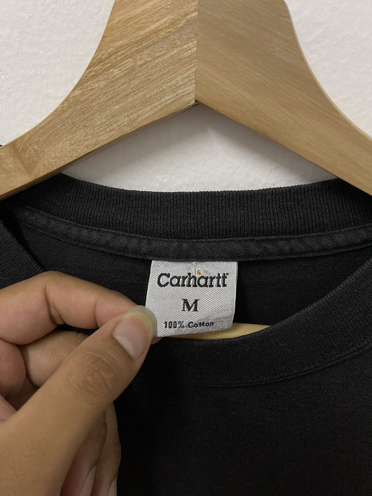 Carhartt × Japanese Brand × Vintage Vintage Carhartt Spell Out Tshirt Size US M / EU 48-50 / 2 - 6 Thumbnail