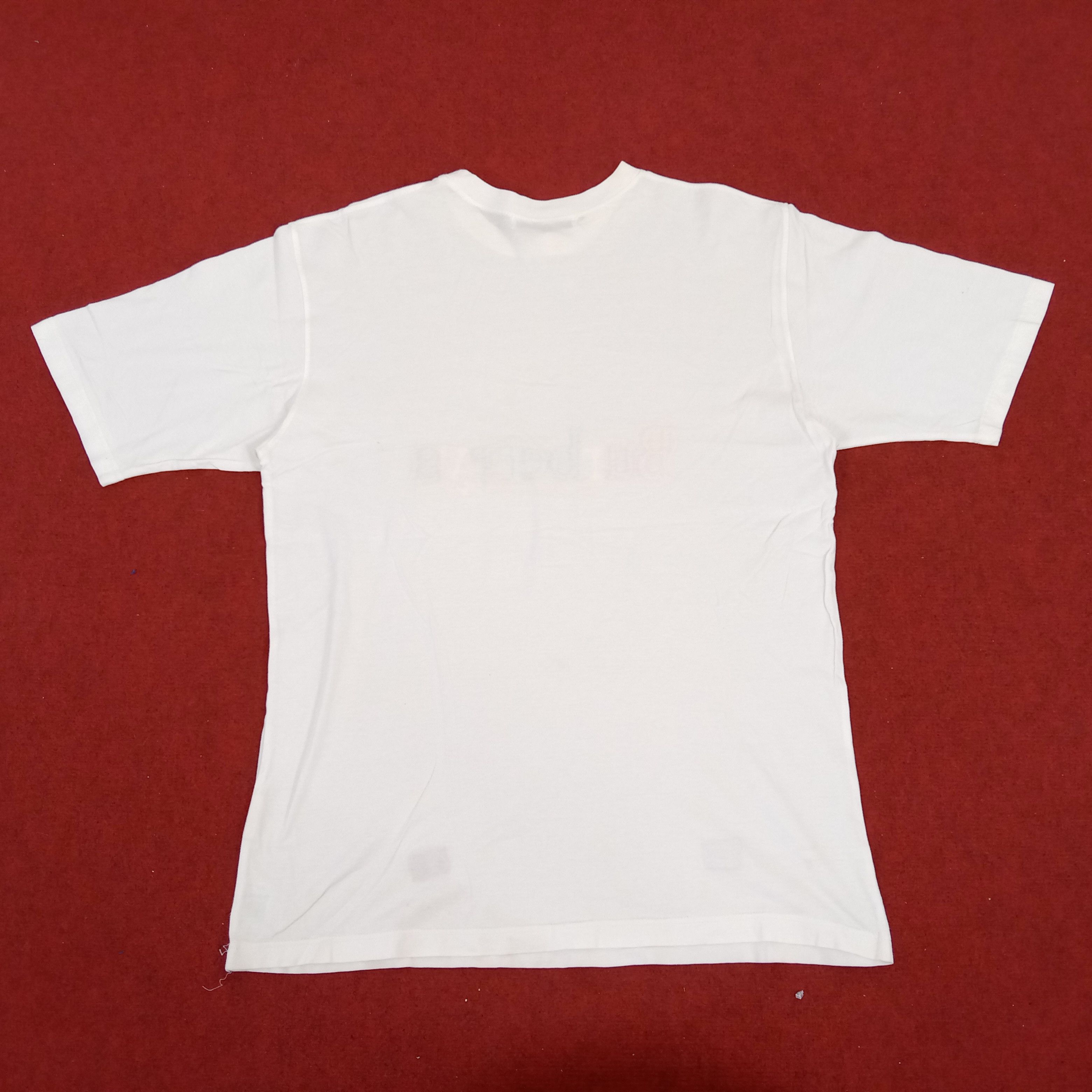 Burberry Burberrys Luxury Brand Colourful Spellout Vintage Tshirt Size US L / EU 52-54 / 3 - 3 Thumbnail