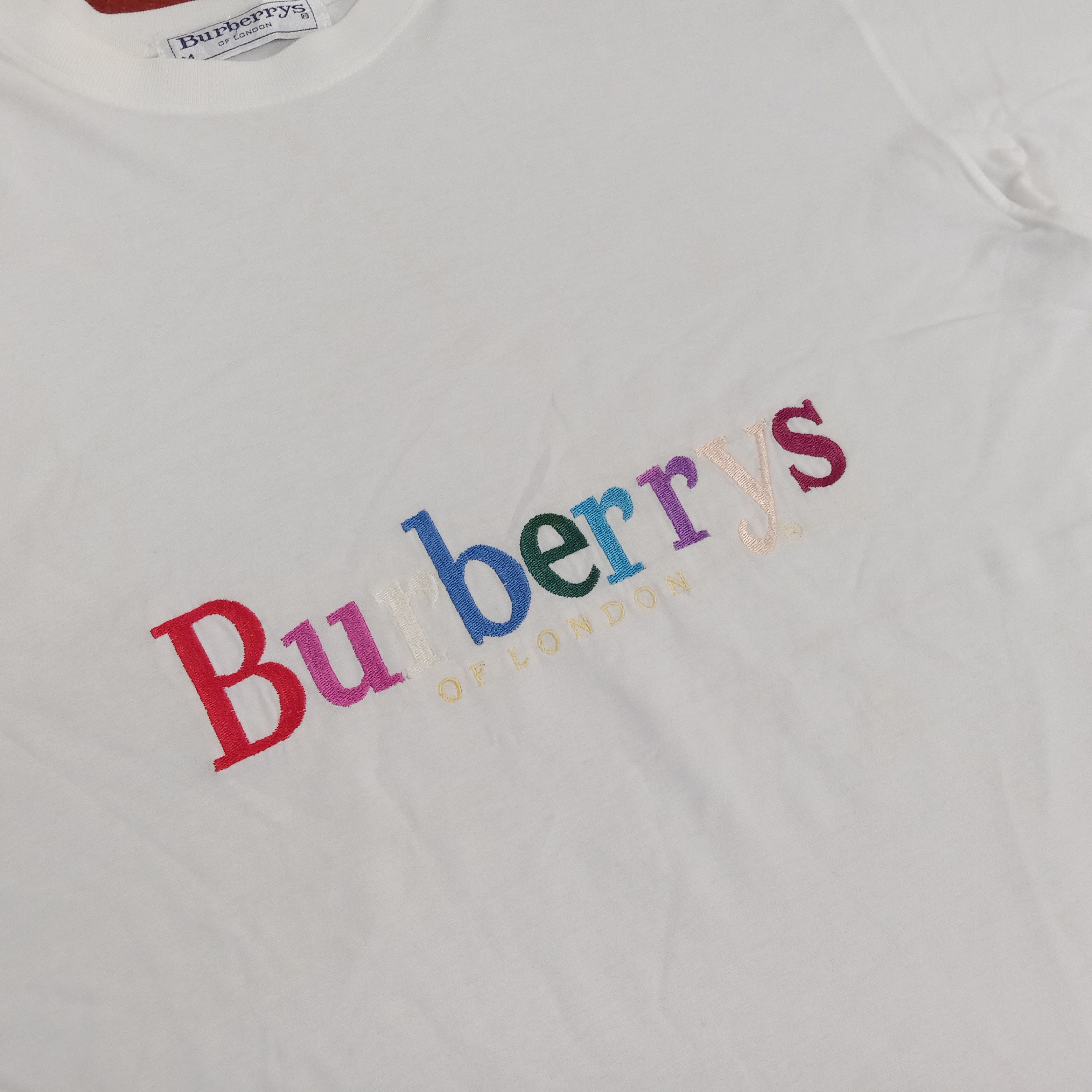 Burberry Burberrys Luxury Brand Colourful Spellout Vintage Tshirt Size US L / EU 52-54 / 3 - 2 Thumbnail
