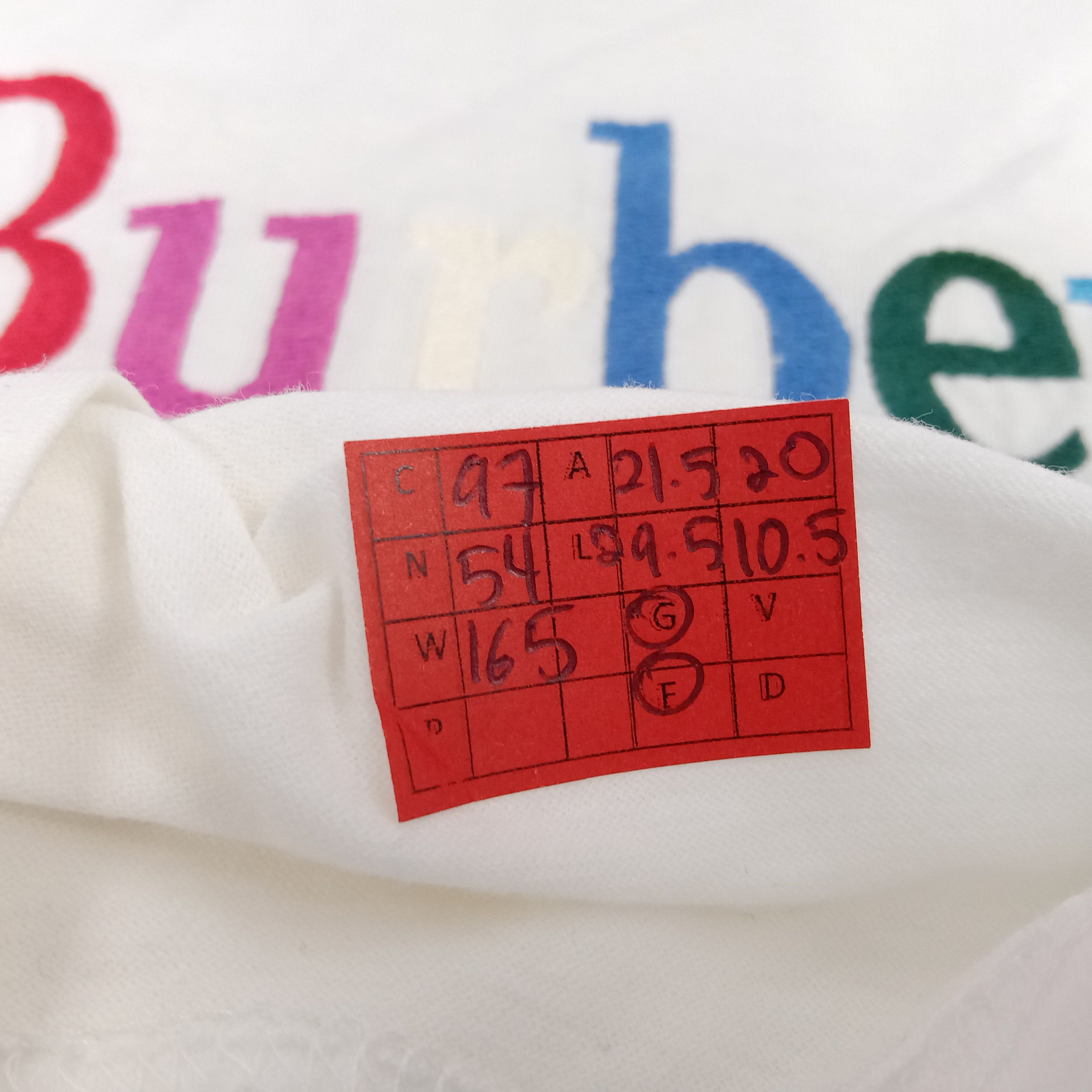 Burberry Burberrys Luxury Brand Colourful Spellout Vintage Tshirt Size US L / EU 52-54 / 3 - 7 Thumbnail