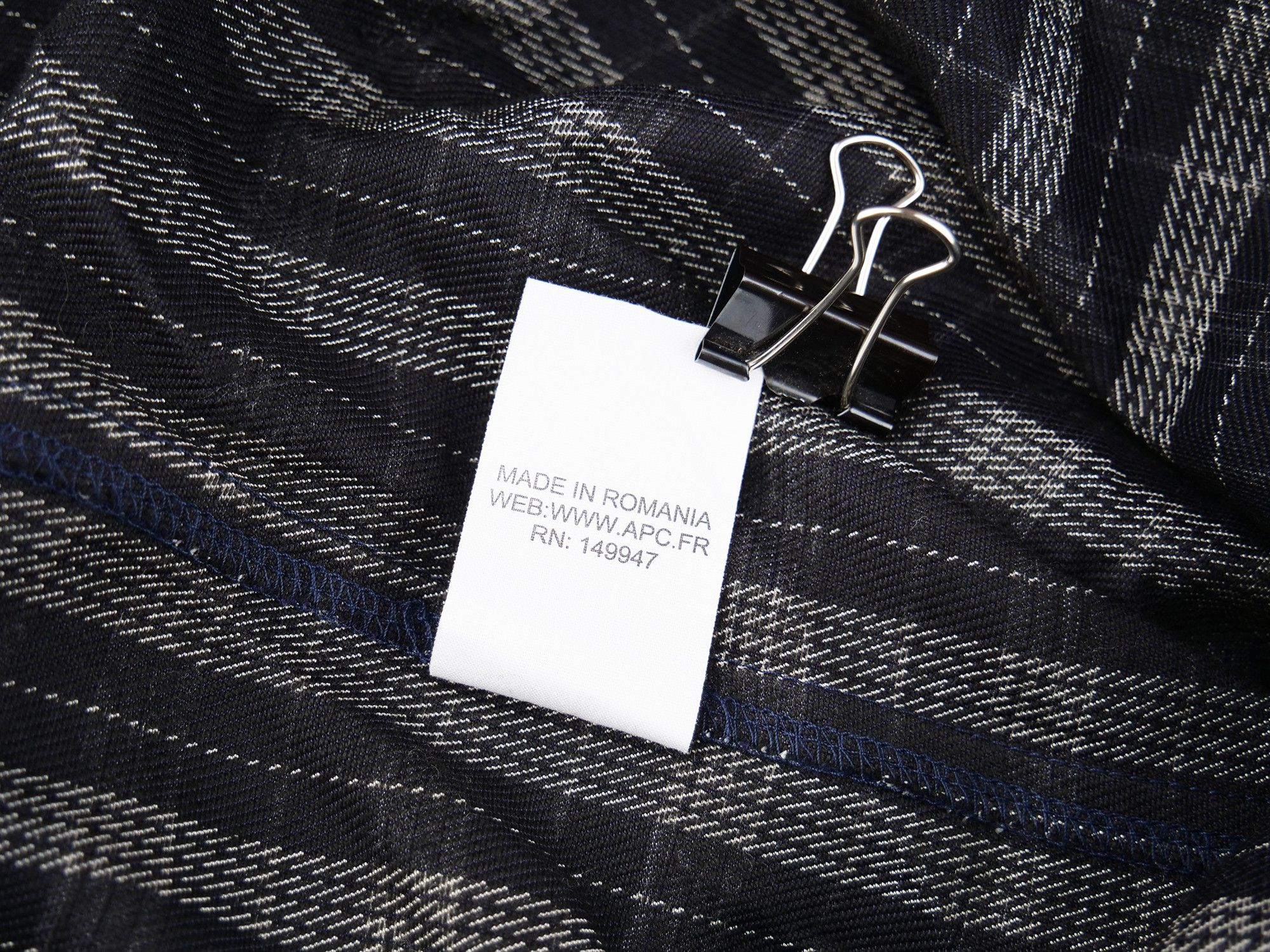 A.P.C. A.P.C. Rue Madame Paris viscose shirt Size US S / EU 44-46 / 1 - 10 Thumbnail