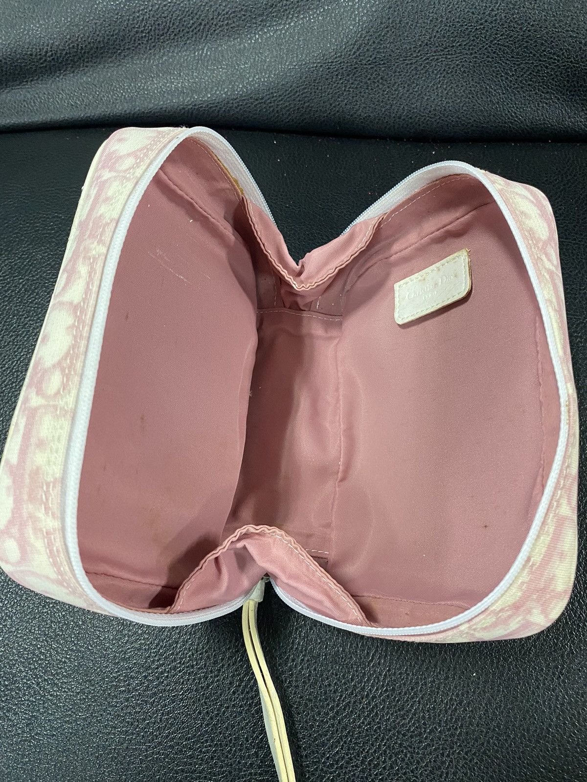 Christian Dior Monsieur × Dior Authentic Christian Dior Pink Number 2 Wristlet Pouch Size ONE SIZE - 13 Thumbnail