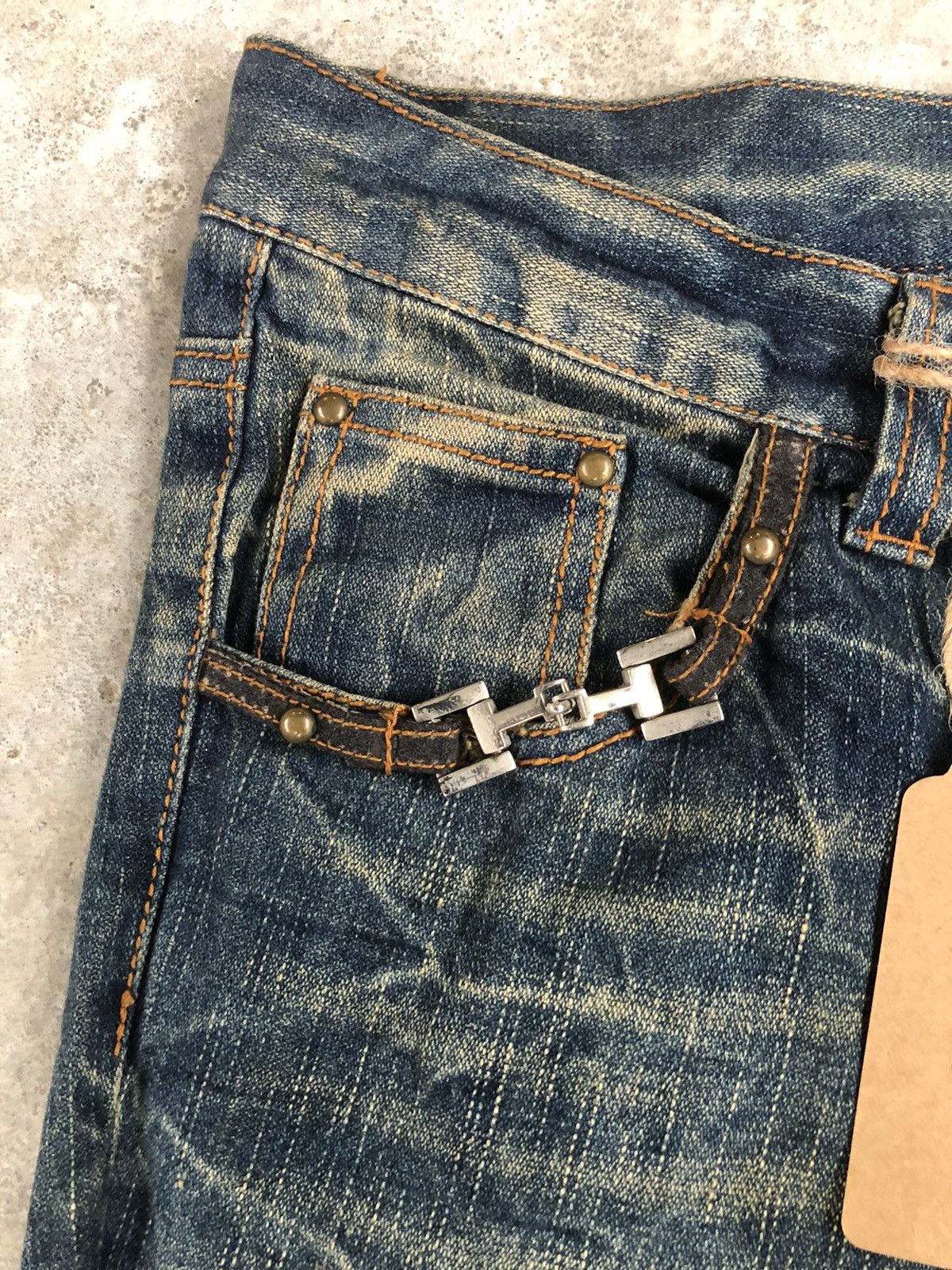 In The Attic Growth In the attic Distressed Denim punk style Size US 33 - 9 Thumbnail