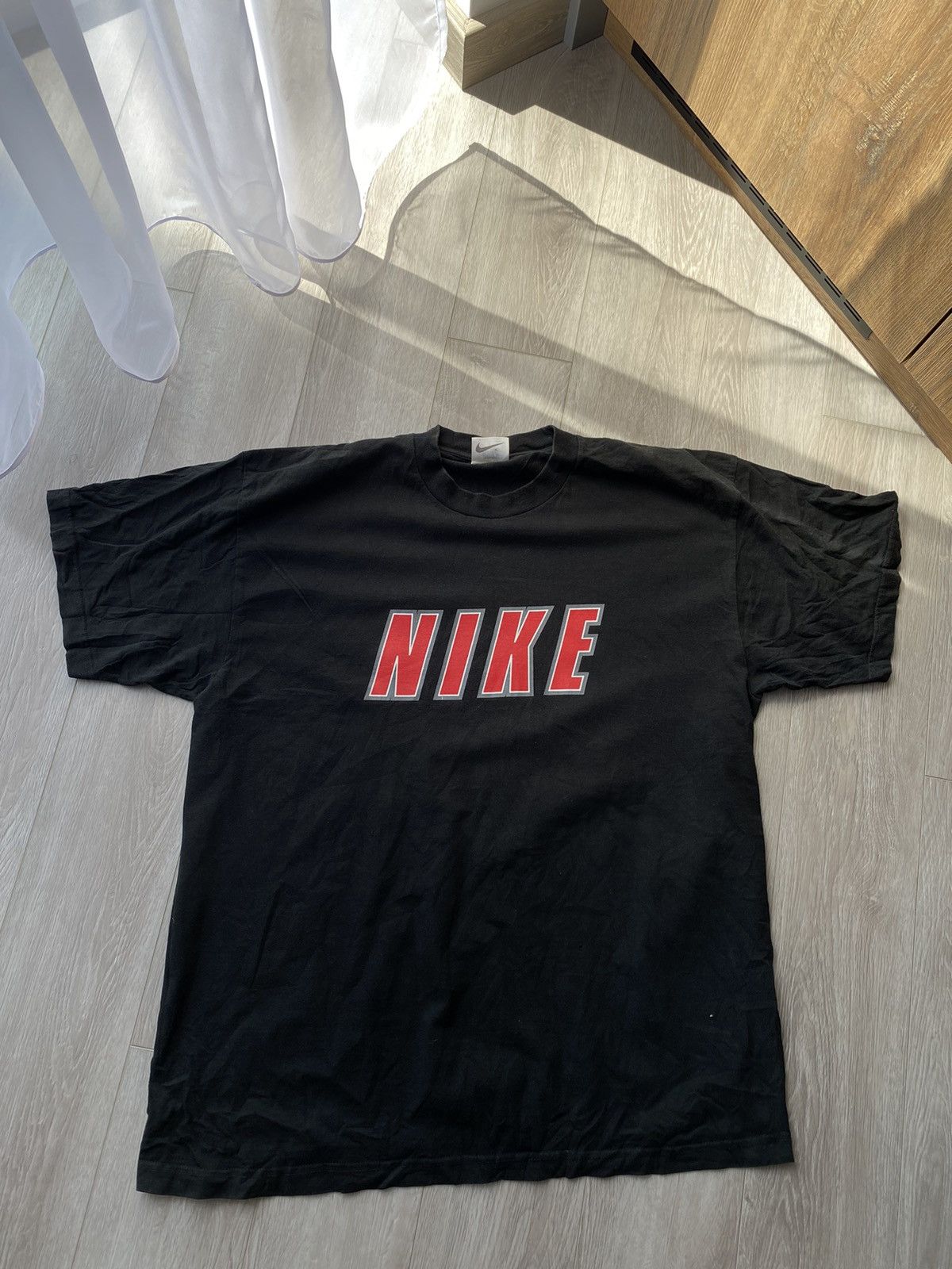 Nike × Vintage Vintage 90s Nike Abstract Swoosh Center Logo Casual Tee Y2K Size US L / EU 52-54 / 3 - 2 Thumbnail
