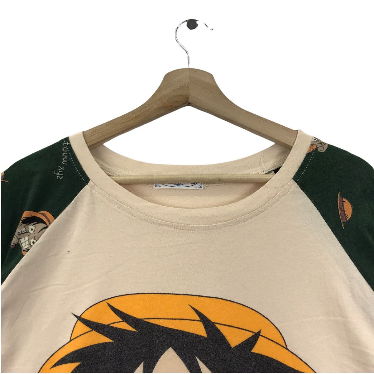 One Piece ONE PIECE ANIME Luffy Overprint Japan Cartoon T shirt Size US XXL / EU 58 / 5 - 2 Thumbnail