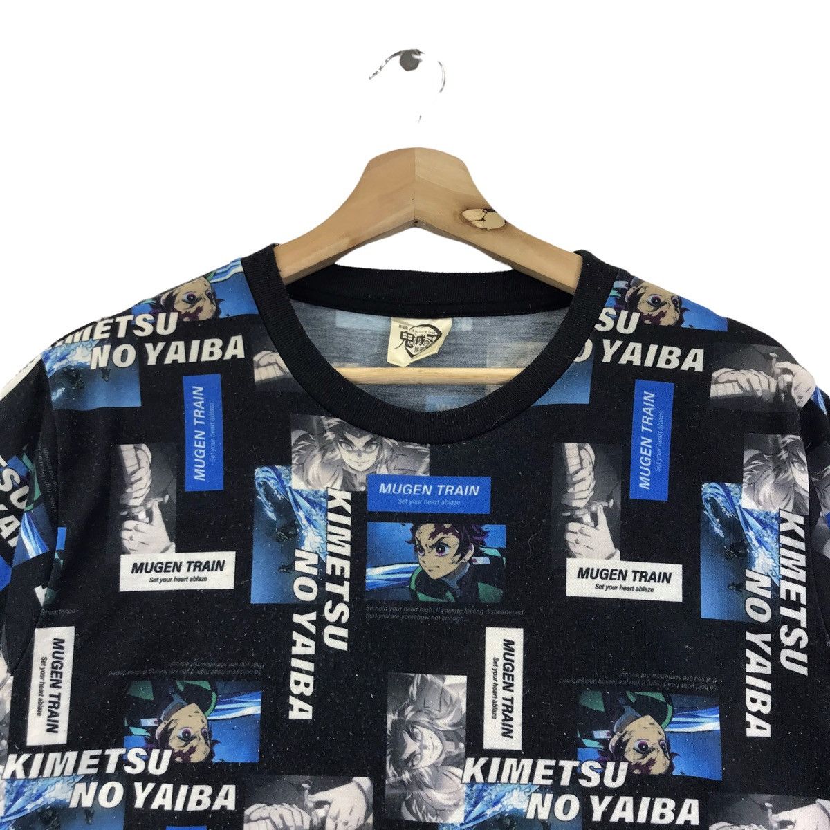 Vintage DEMON SLAYER Mugen Train Kimetsu No Yaiba Anime Fullprint Size US L / EU 52-54 / 3 - 2 Thumbnail
