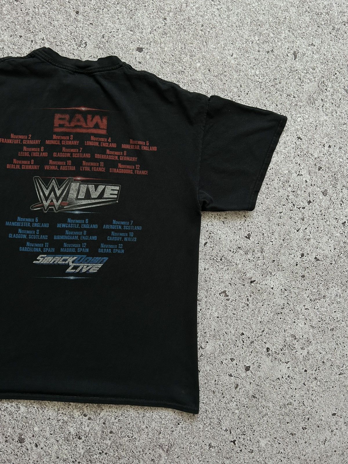 Vintage × WWE × WWF Vintage 2016 WWE WRESTLEMANIA SMACK DOWN LIVE WLIVE T-Shirt Size US XL / EU 56 / 4 - 6 Thumbnail