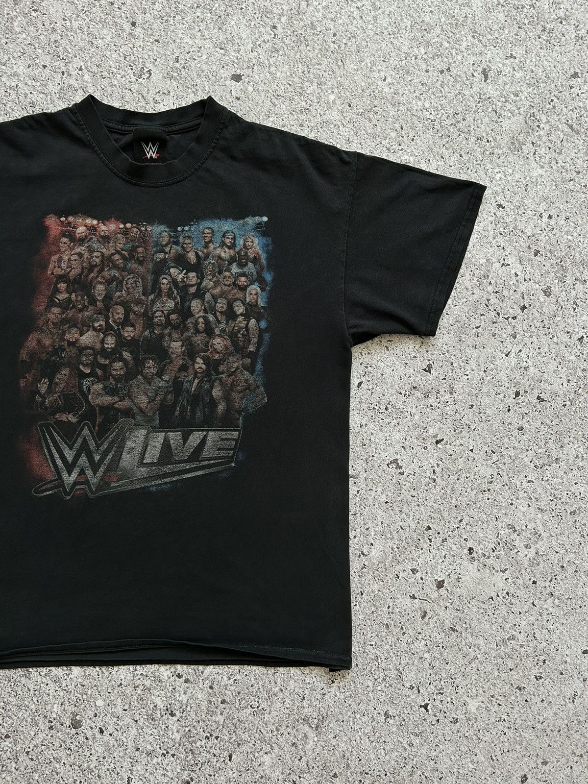 Vintage × WWE × WWF Vintage 2016 WWE WRESTLEMANIA SMACK DOWN LIVE WLIVE T-Shirt Size US XL / EU 56 / 4 - 3 Thumbnail