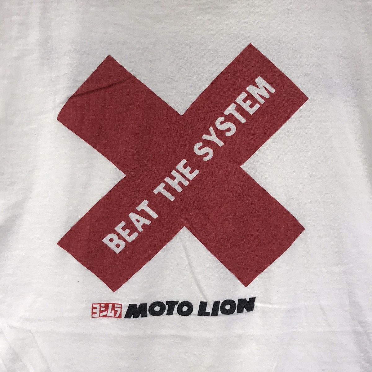 Vintage MOTO LION RACING Team Formula One F1 Beat The System T shirt Size US S / EU 44-46 / 1 - 3 Thumbnail