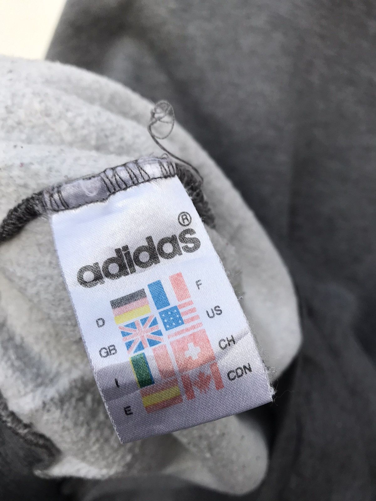 Adidas × Vintage Vintage 90s Adidas Big Logo Streetwear Sweatshirt Size US M / EU 48-50 / 2 - 8 Thumbnail