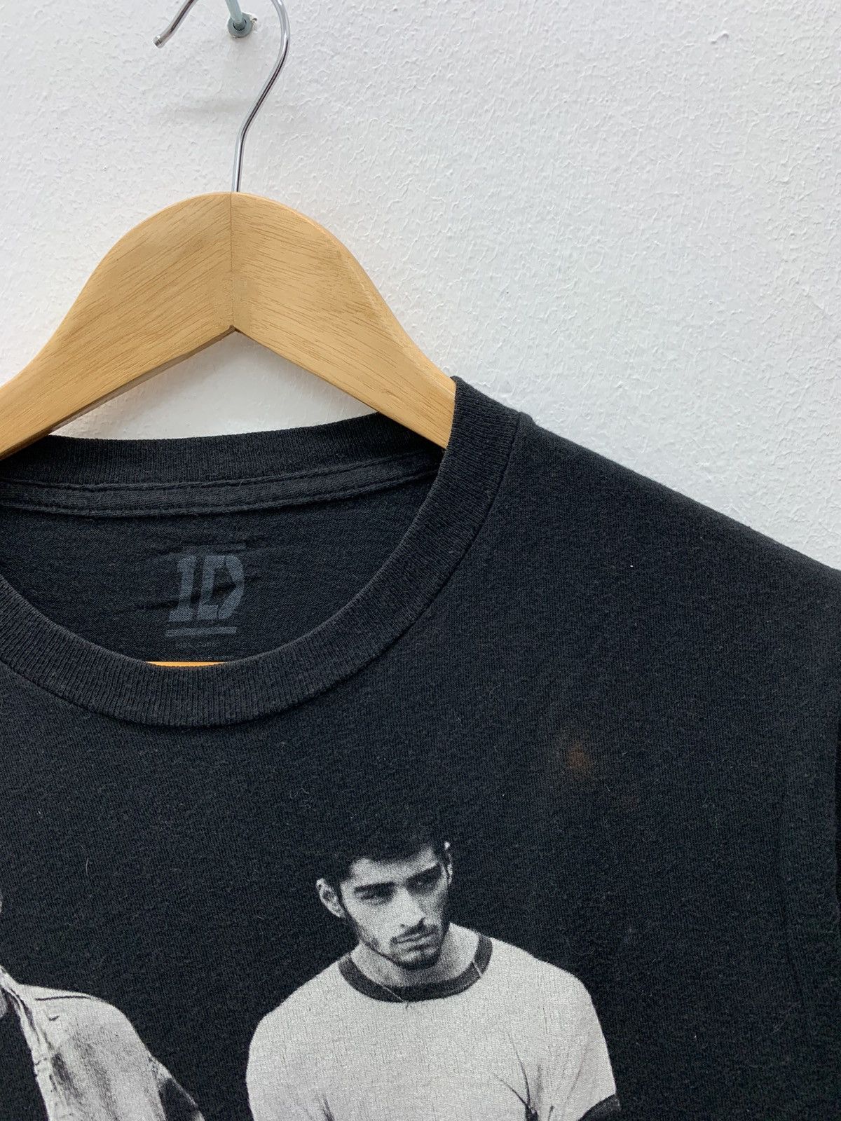 Band Tees One Direction Tshirt Size US S / EU 44-46 / 1 - 2 Thumbnail