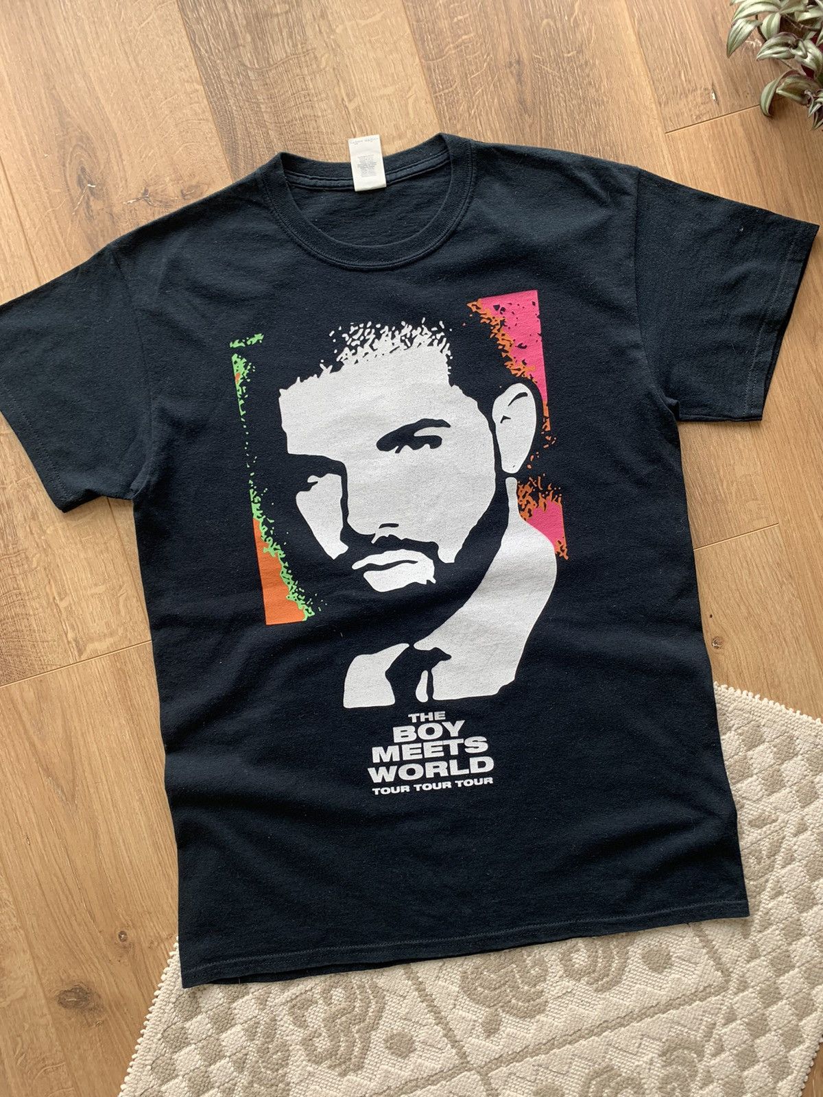 Band Tees Drake The Boy Meets World Tour 2017 t-shirt Size US M / EU 48-50 / 2 - 3 Thumbnail