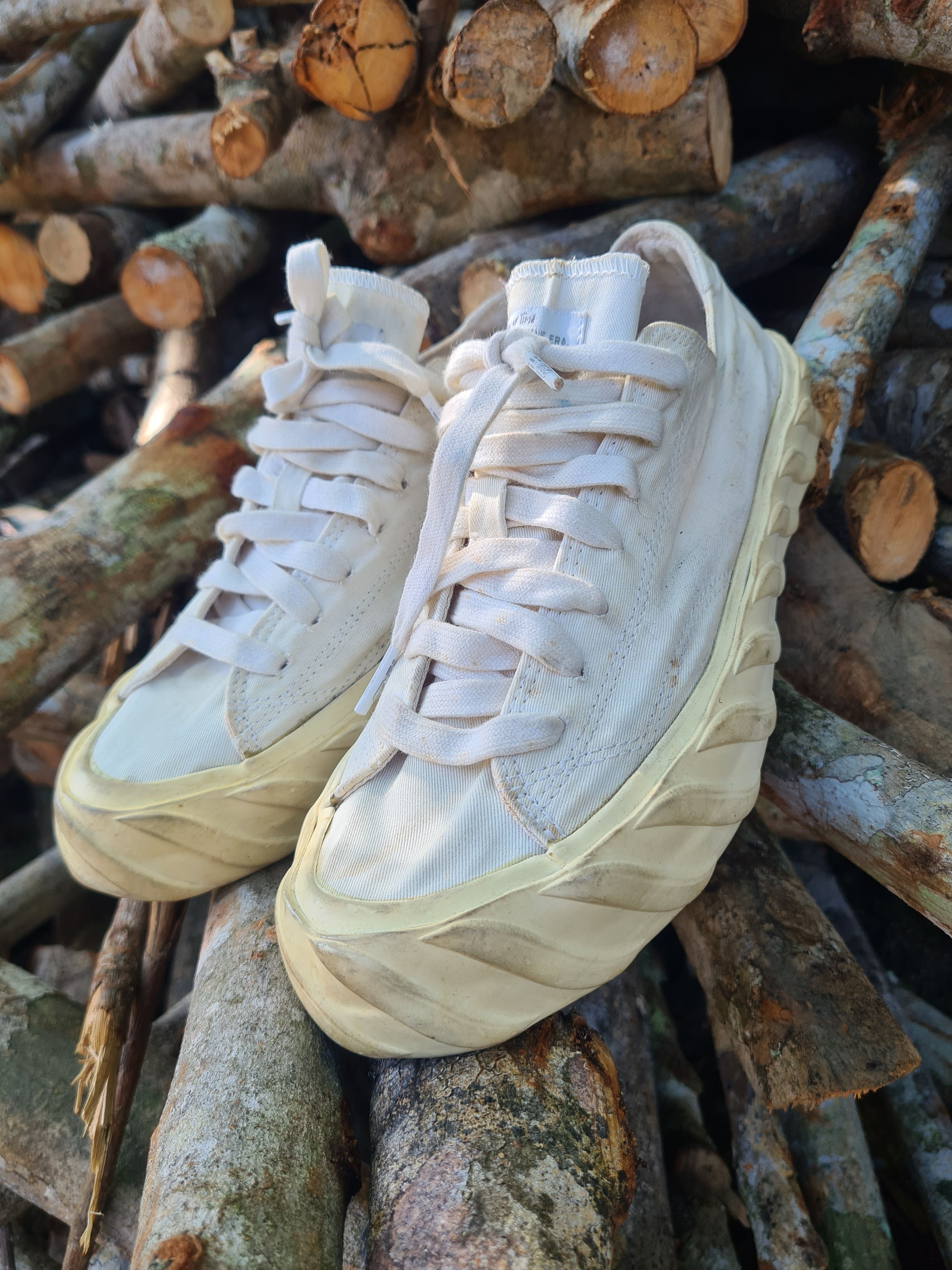 image of Across To Genuine Era Sneakers in White, Men's (Size 8)
