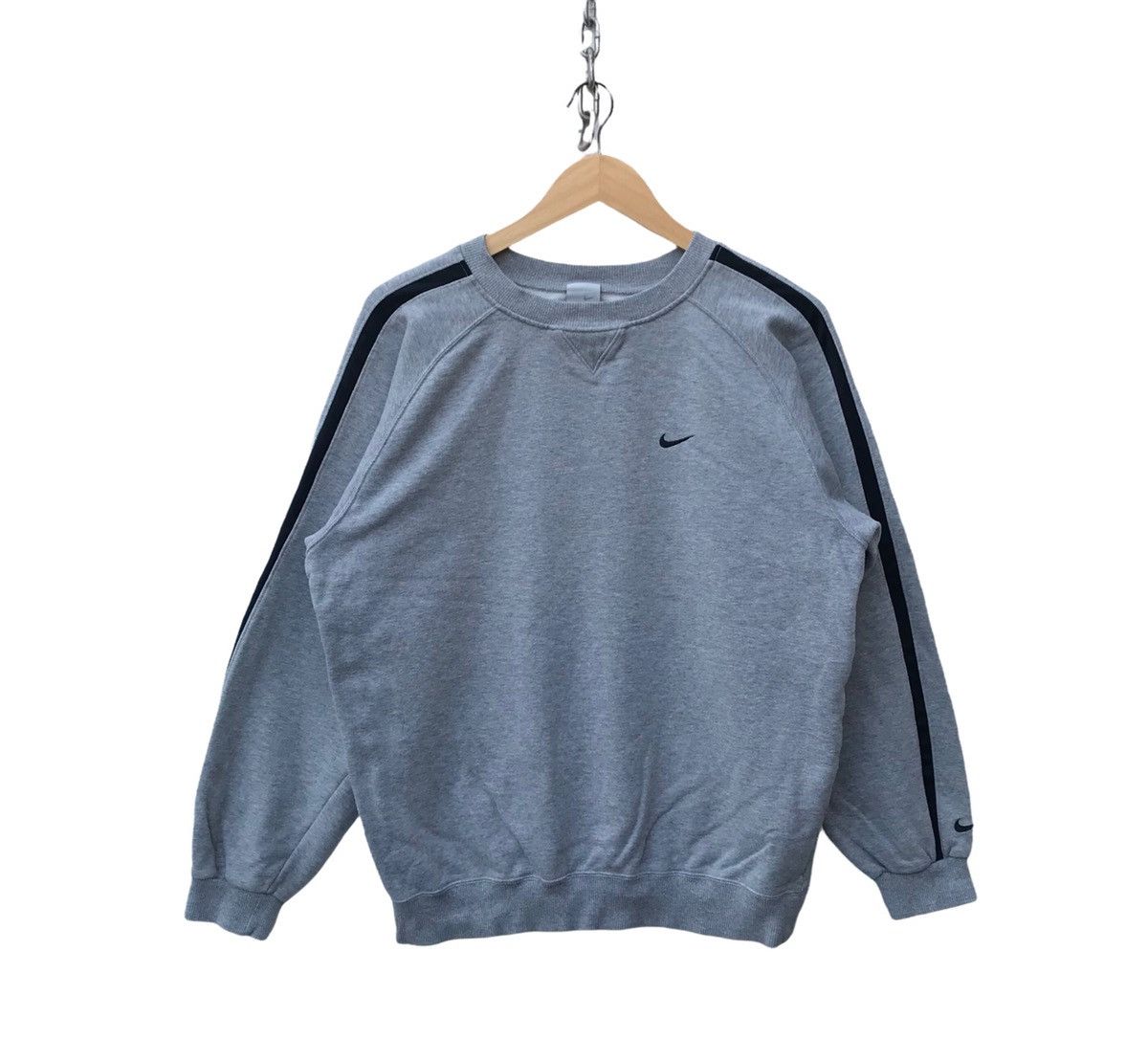 Nike Nike Swoosh Logo Streetwear Sweatshirt Size US M / EU 48-50 / 2 - 1 Thumbnail
