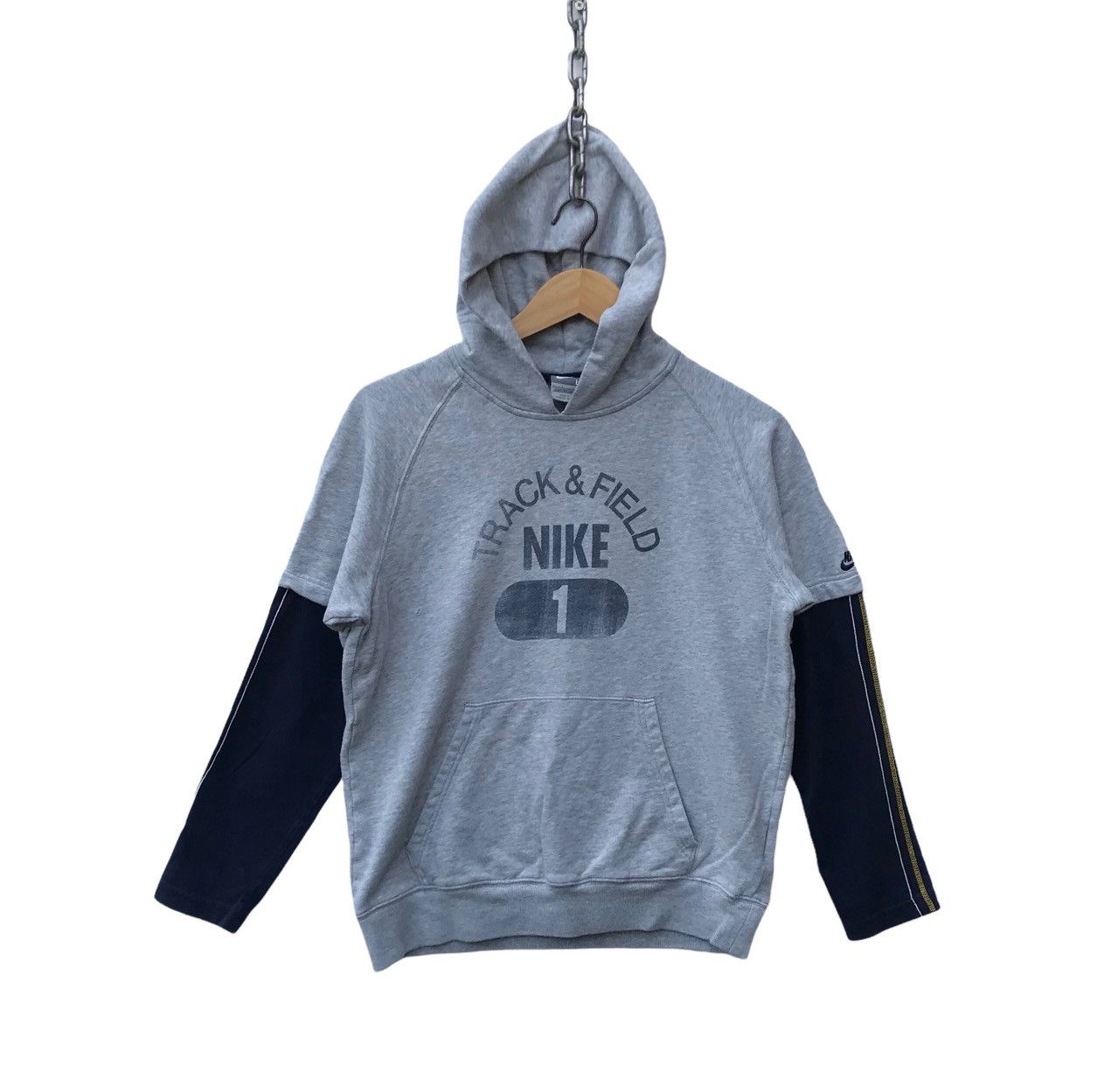 Nike Nike Track & Field Sportwear Sweater Hoodie Size US S / EU 44-46 / 1 - 1 Thumbnail