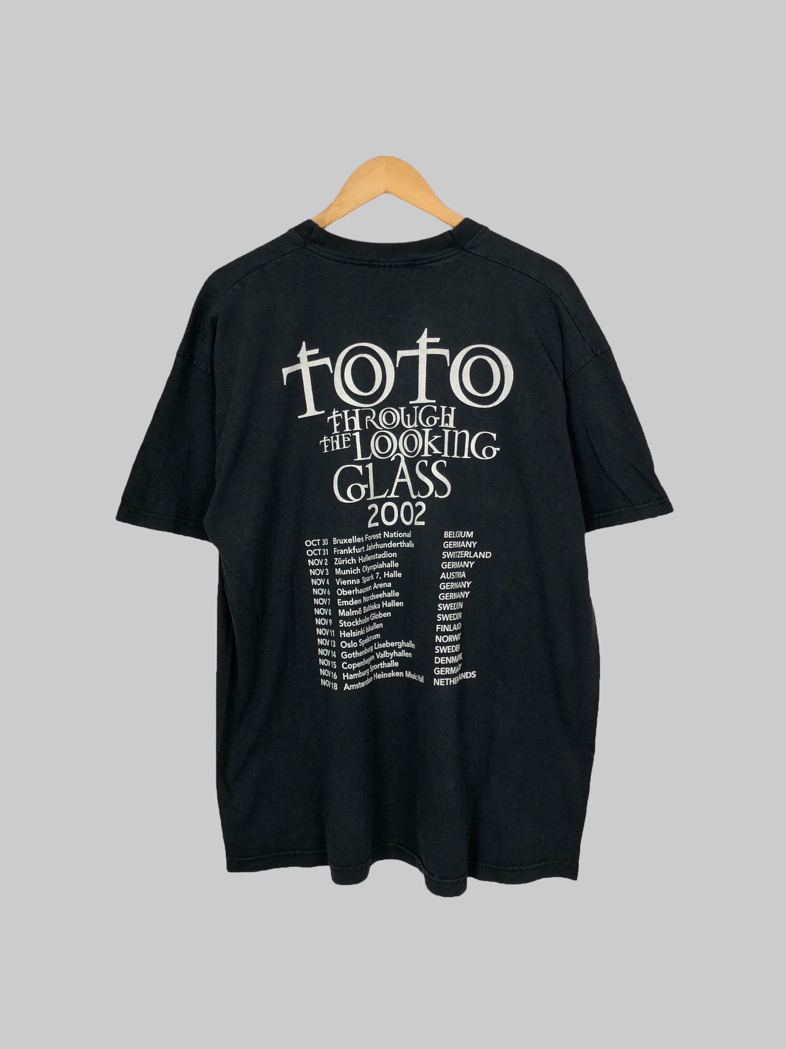 Band Tees Vintage 2002 Toto Band Through the Looking Glass (Steely) Size US XL / EU 56 / 4 - 2 Thumbnail