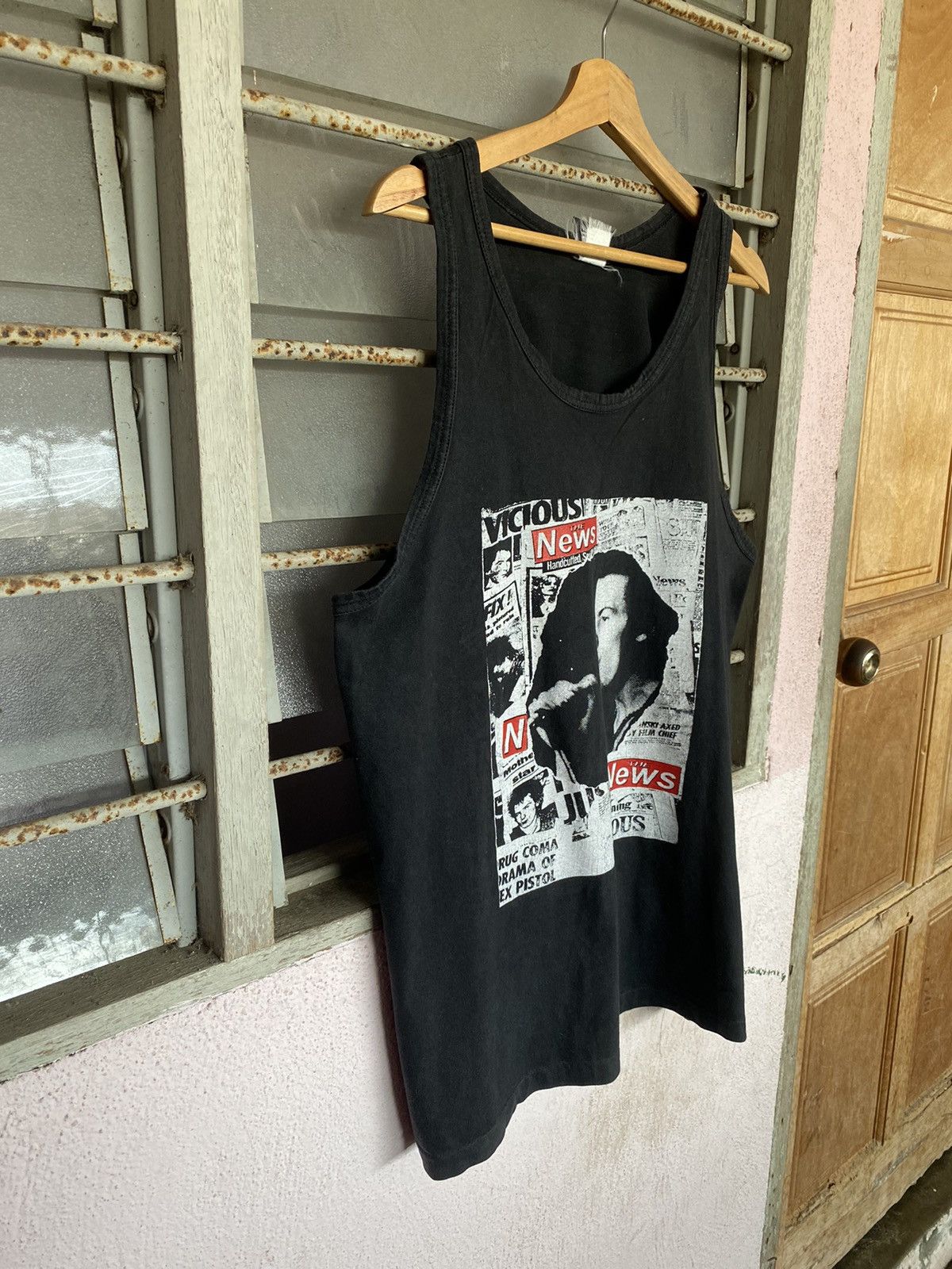 Band Tees × Seditionaries × Vintage ⚡️Rare⚡️ Vintage Bootleg Sex Pistols Tank Top Tees Size US L / EU 52-54 / 3 - 4 Thumbnail