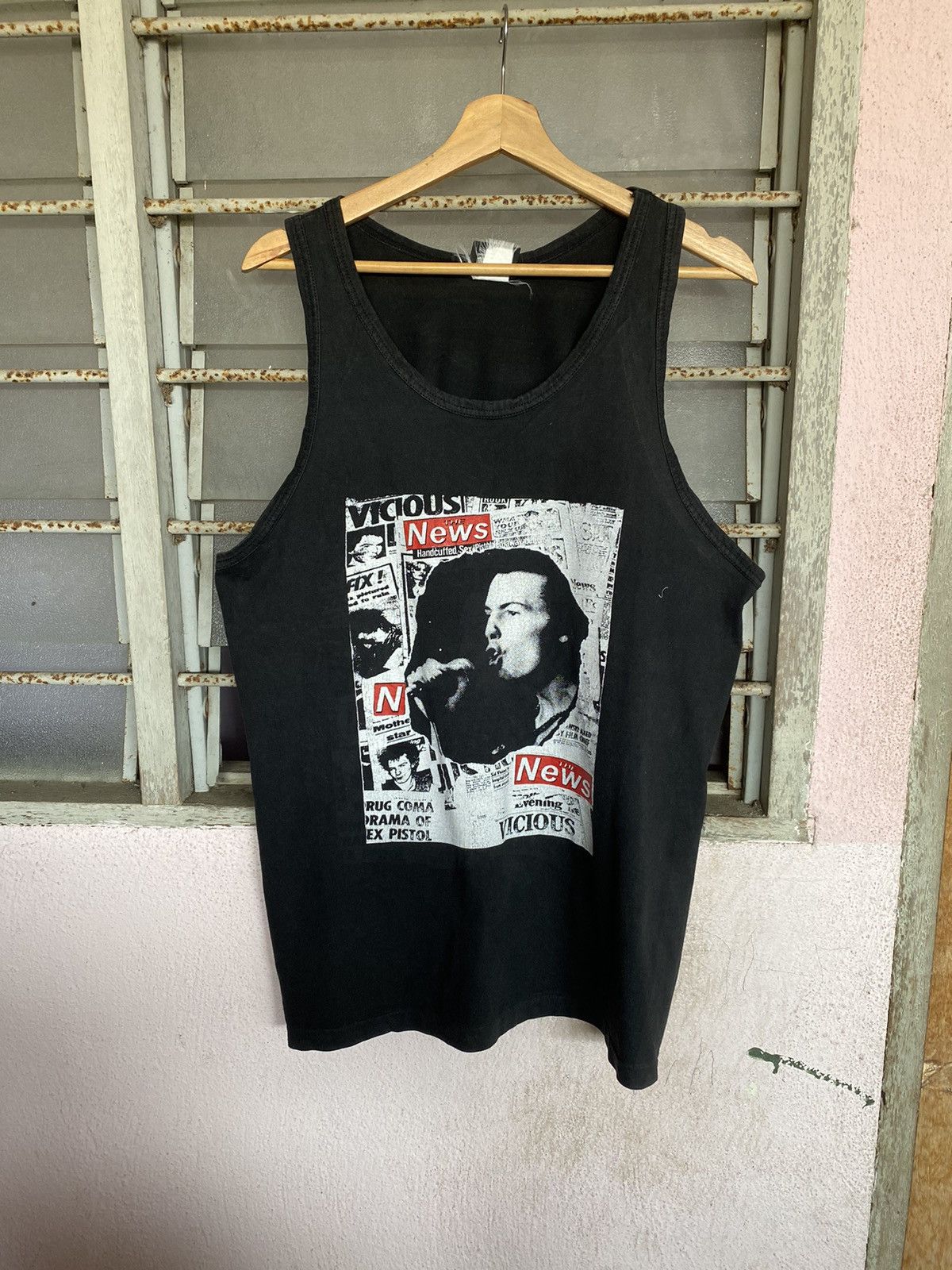 Band Tees × Seditionaries × Vintage ⚡️Rare⚡️ Vintage Bootleg Sex Pistols Tank Top Tees Size US L / EU 52-54 / 3 - 5 Thumbnail