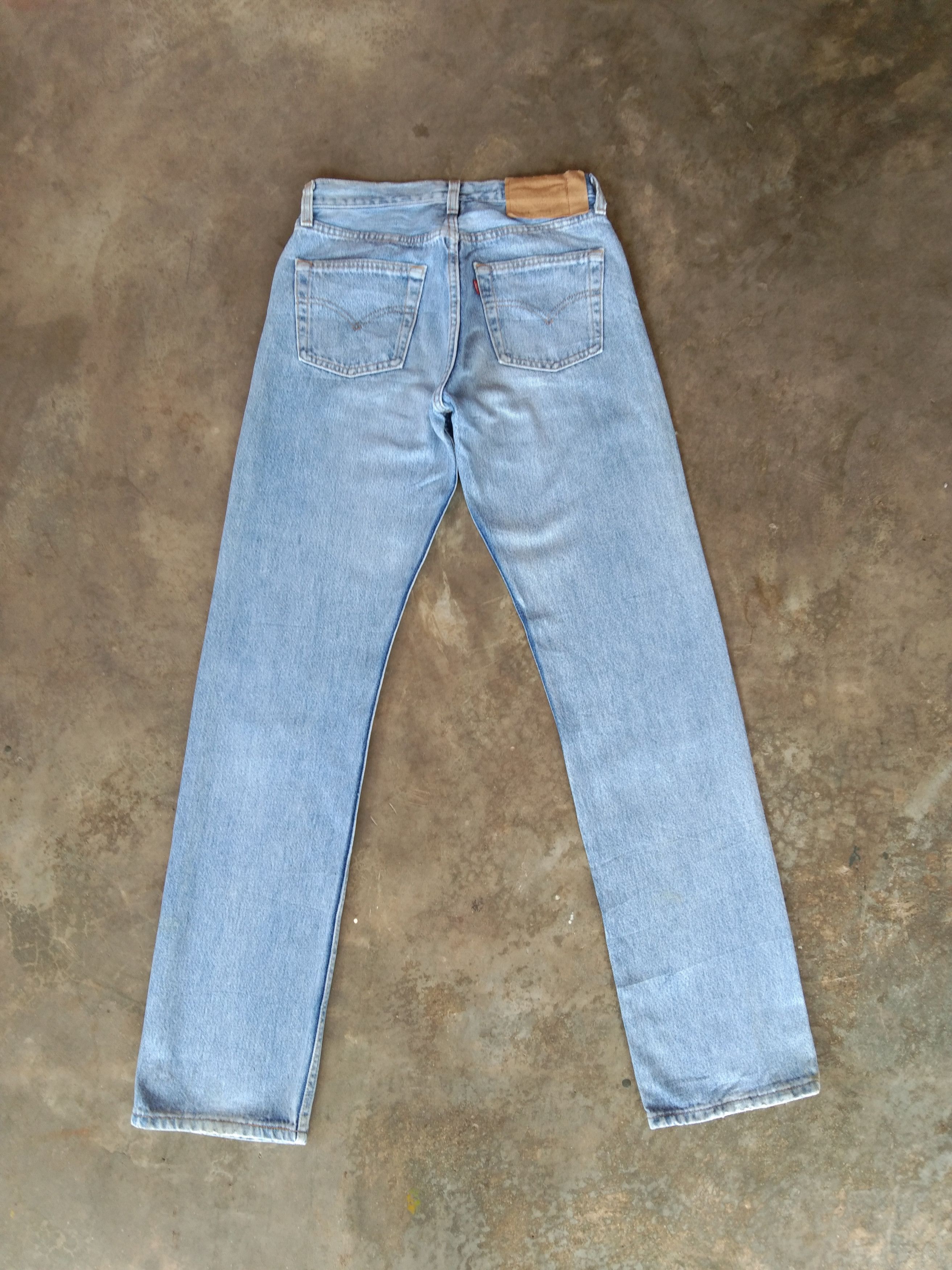 Levi's 90s Vintage Levi's 501 Made In USA Distressed Jeans 28x32 Size US 28 / EU 44 - 2 Thumbnail