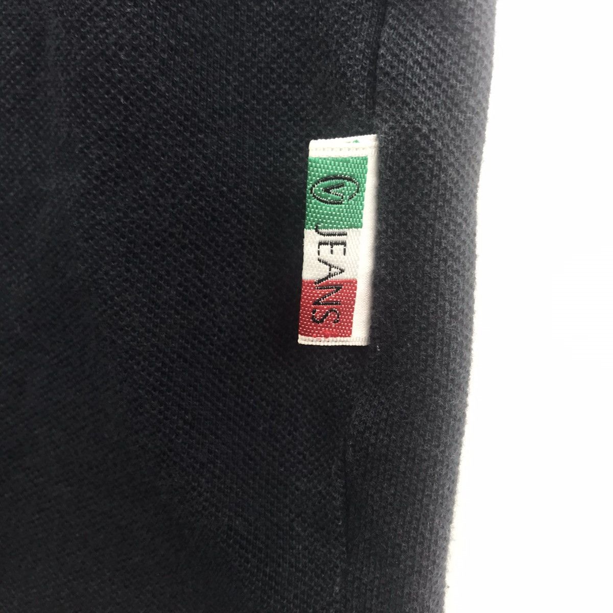 Vintage GIANNI VALENTINO JEANS Italy Embroidered Collar T Shirt Size US S / EU 44-46 / 1 - 5 Thumbnail