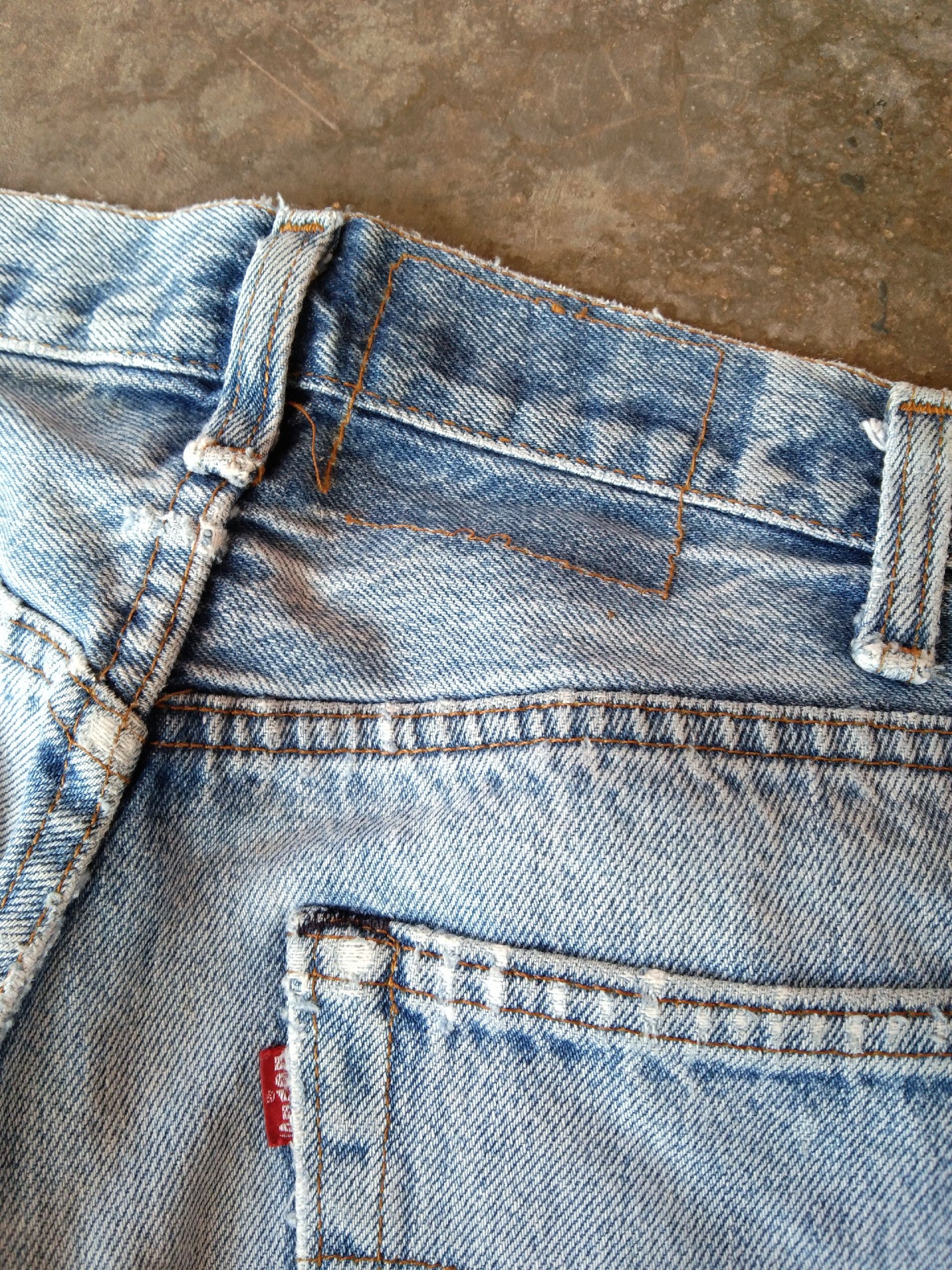 Levi's 80s Vintage Levi's 501 Made In USA Distressed Jeans 27x28 Size US 27 - 3 Thumbnail