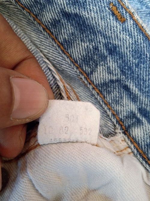 Levi's 80s Vintage Levi's 501 Made In USA Distressed Jeans 27x28 Size US 27 - 13 Thumbnail