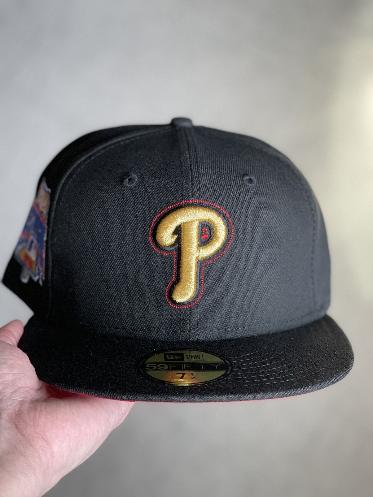 image of Hat Club Exclusive Philadelphia Phillies Nba Crossover 7 1/2 in Black, Men's